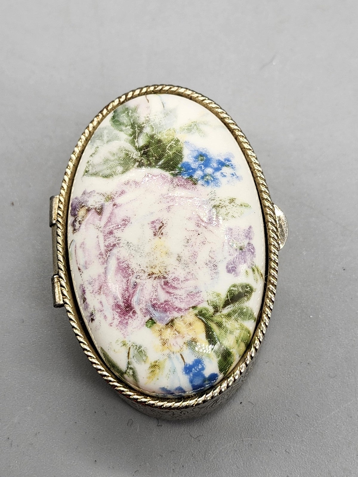 Vintage Oval Floral Porcelain Trinket Pill Box Silver Tone Engraved Jewelry