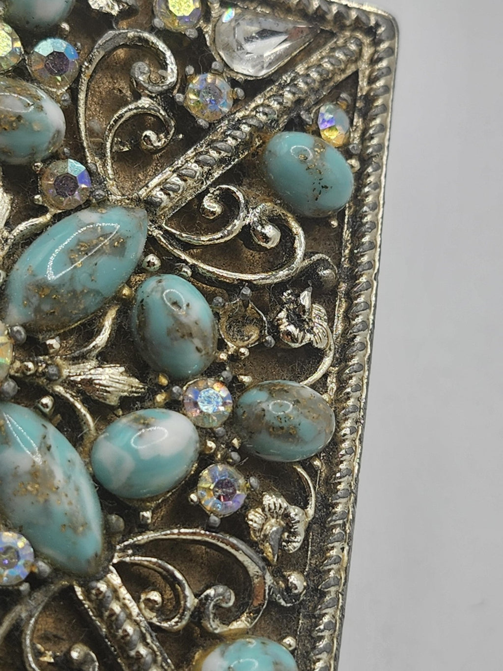 Vintage S F Co 5th Avenue Jeweled Powder Compact Turquoise Rhinestones Metal