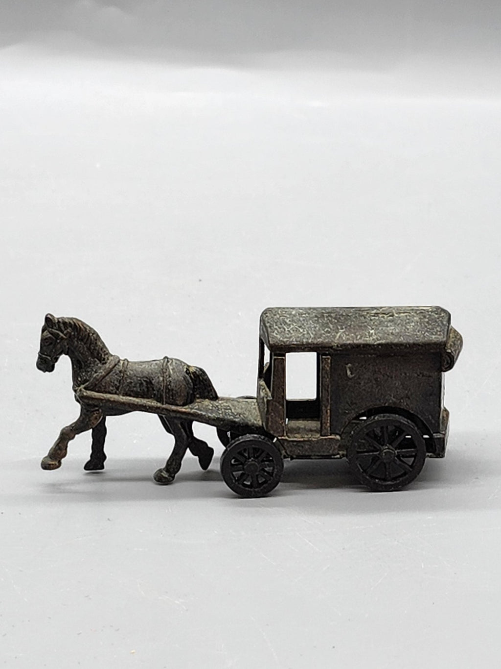 Vintage Gray Zamak Horse Carriage Diecast Toy Small Wagon Hong Kong Vehicle