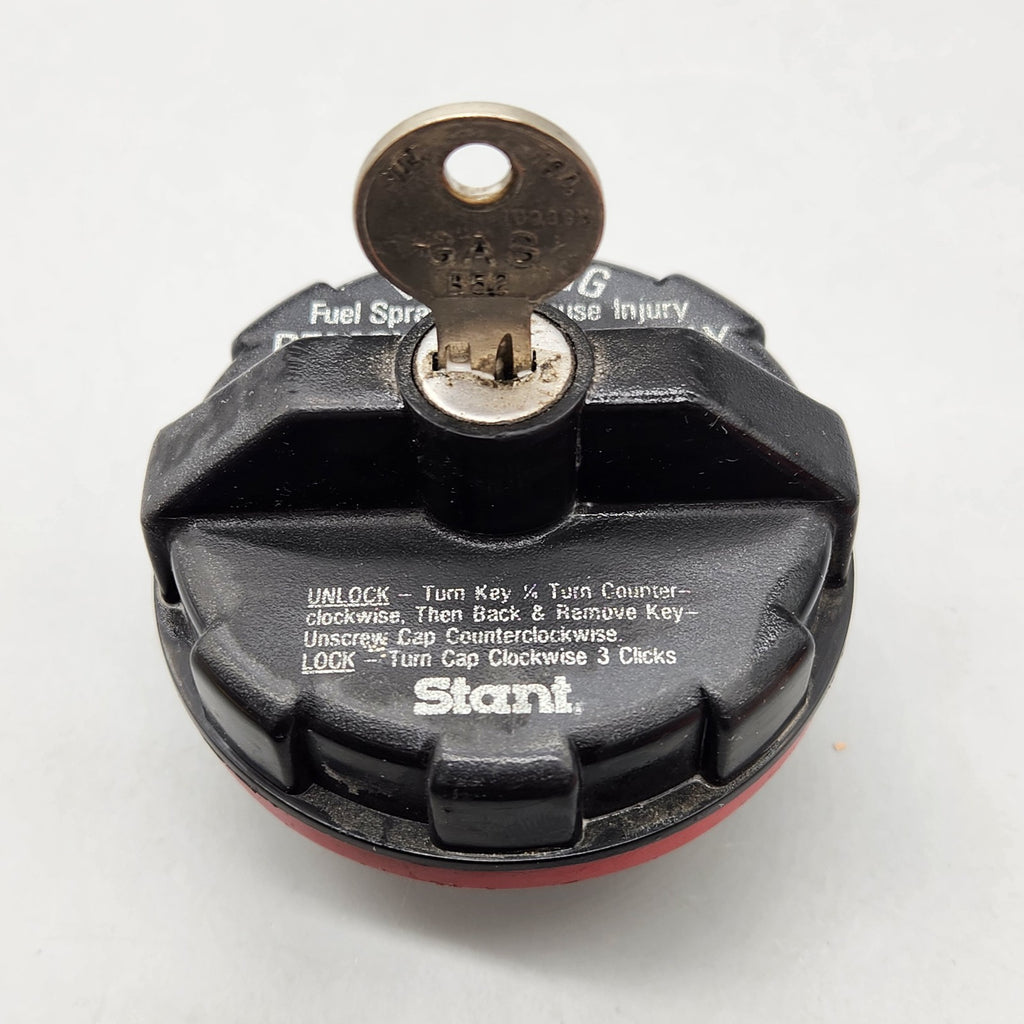 Stant Locking Gas Cap w/ Key – GAS B52 Fuel Cap 🔑