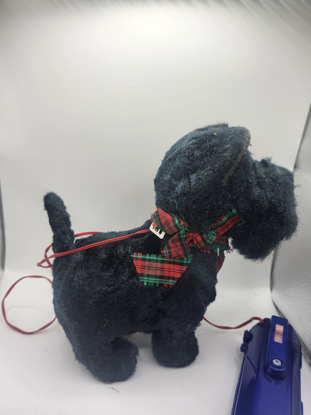Vintage Black Scottie Dog Plush Stuffed Animal Small Battery Remote Toy Walking