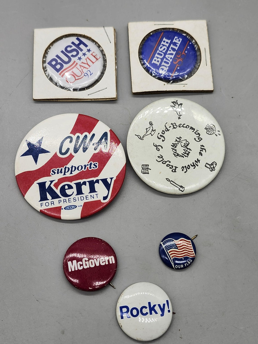 Vintage Political Campaign Pinback Buttons Lot 8 Bush Quayle Kerry McGovern USA