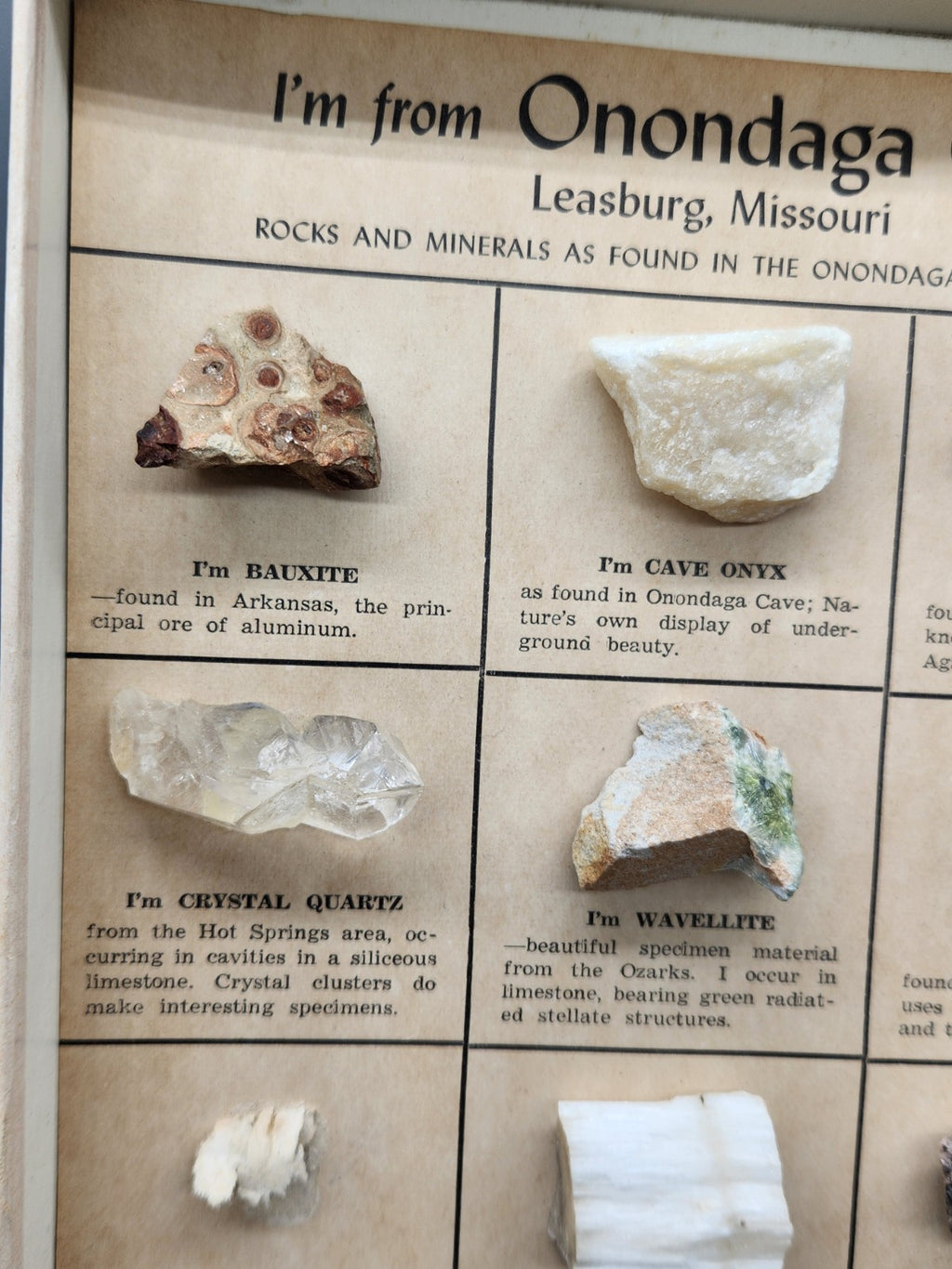 Vintage Onondaga Cave Leasburg MO Rock Mineral Specimen Display Souvenir Box