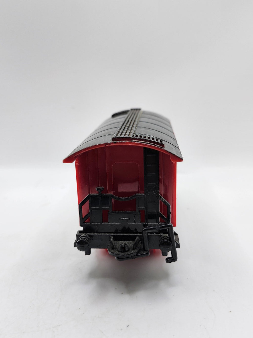 Disney G Gauge Merry Christmas Passenger Car Red Pluto Chip Dale Holiday Train