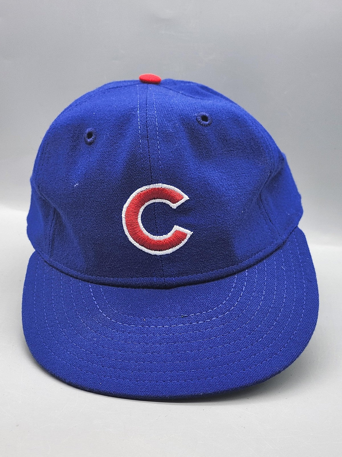 Vintage Chicago Cubs Hat Cap Fitted Mens 7 5/8 Blue MLB Baseball New Era 90s