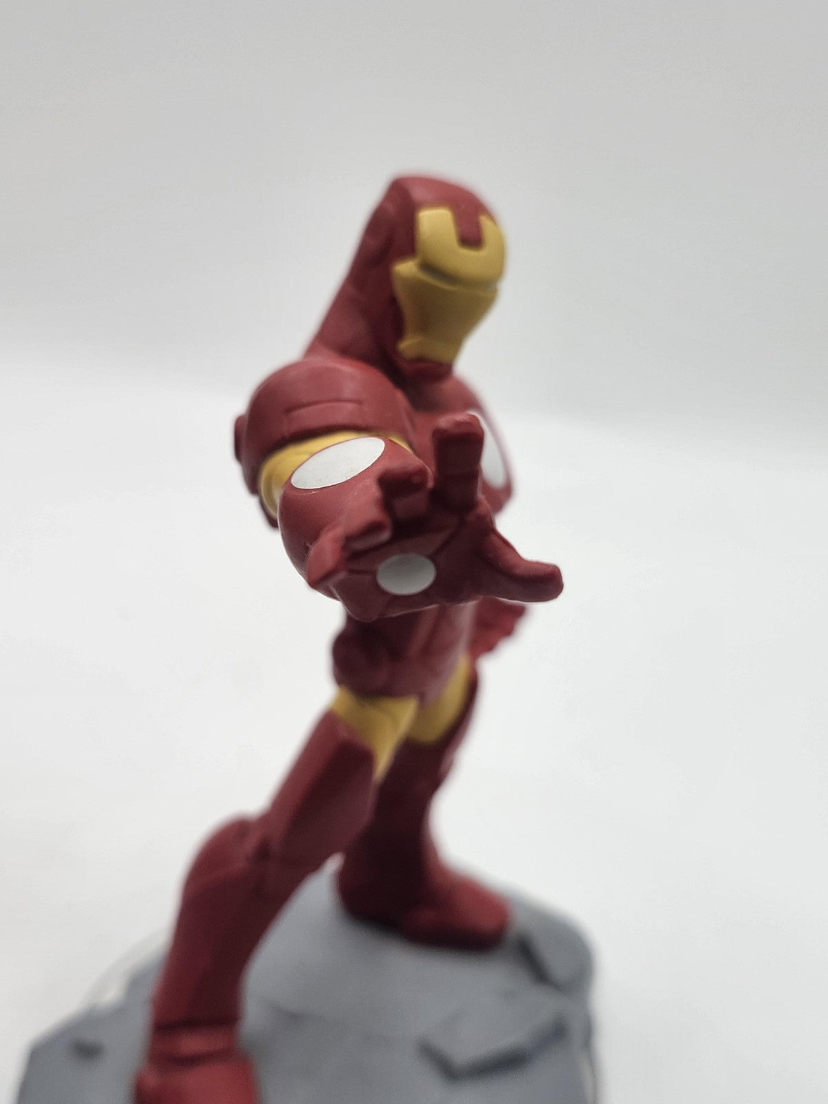 Disney Infinity 2.0 Iron Man Marvel Character Figure Game Toy Red Base