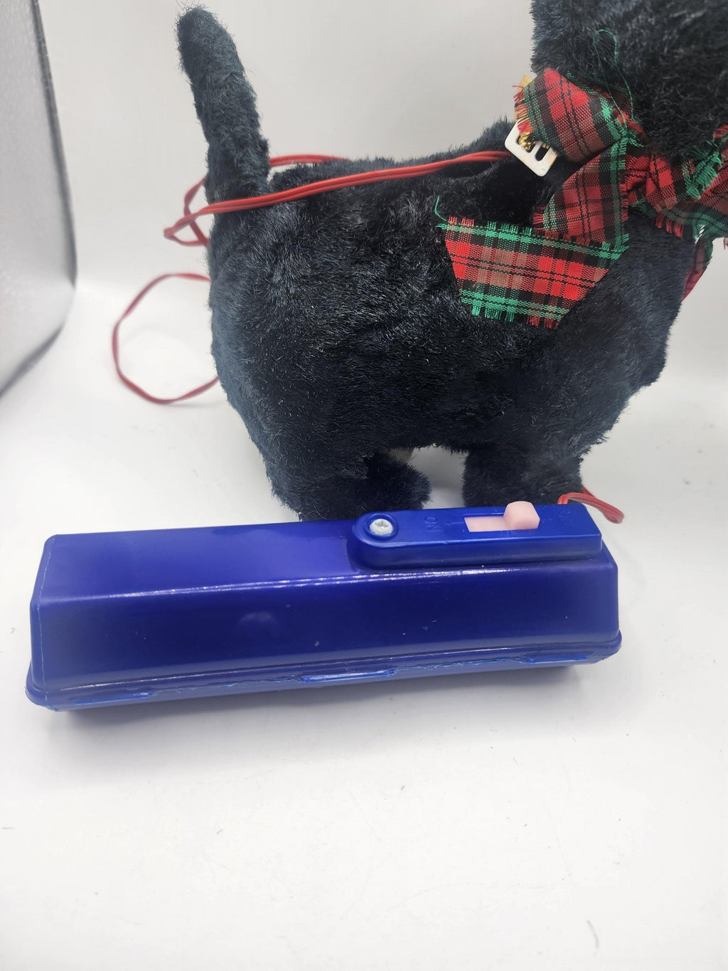 Vintage Black Scottie Dog Plush Stuffed Animal Small Battery Remote Toy Walking