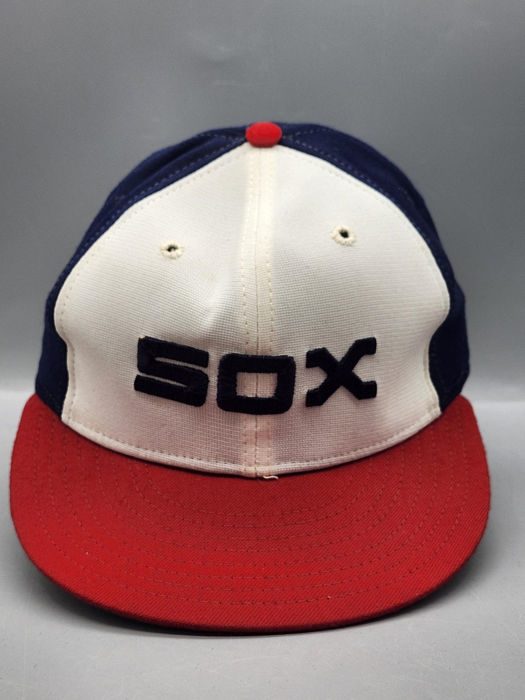 Vintage Chicago White Sox Hat Cap Fitted Mens 7 Blue Red MLB Baseball New Era