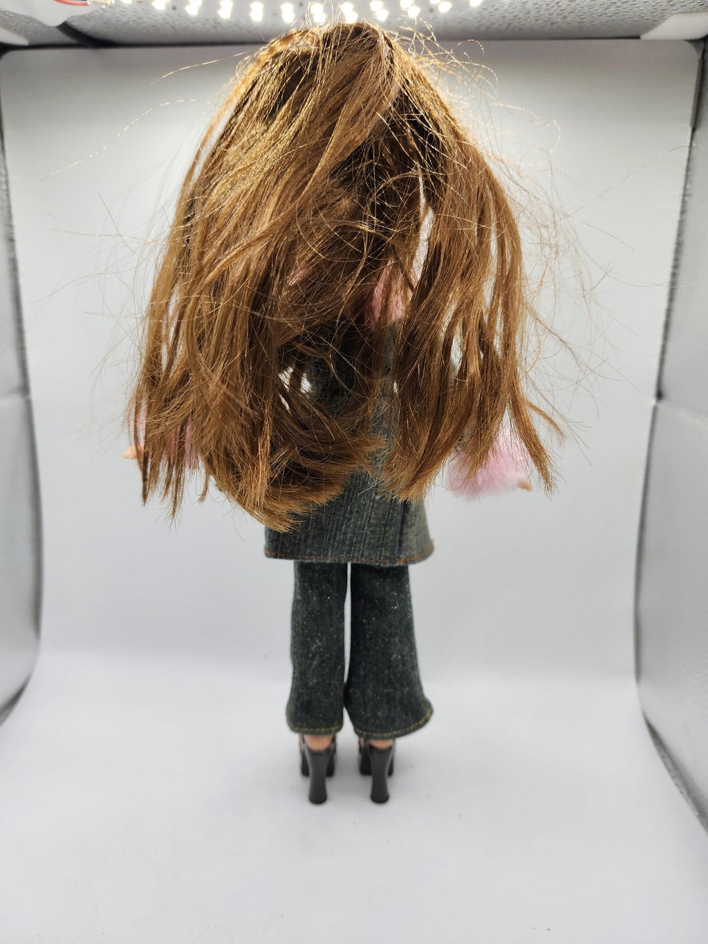 Bratz Fashion Doll Brown Hair Pink Fur Coat Pants Outfit Shoes 10 In Articulated