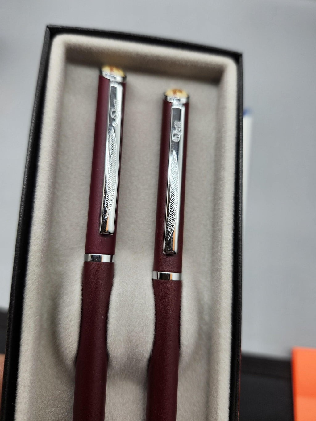 Vintage Quill Ballpoint Pen Sets Lot 2 Arpege Chanel No 5 Fresh Mark Burgundy