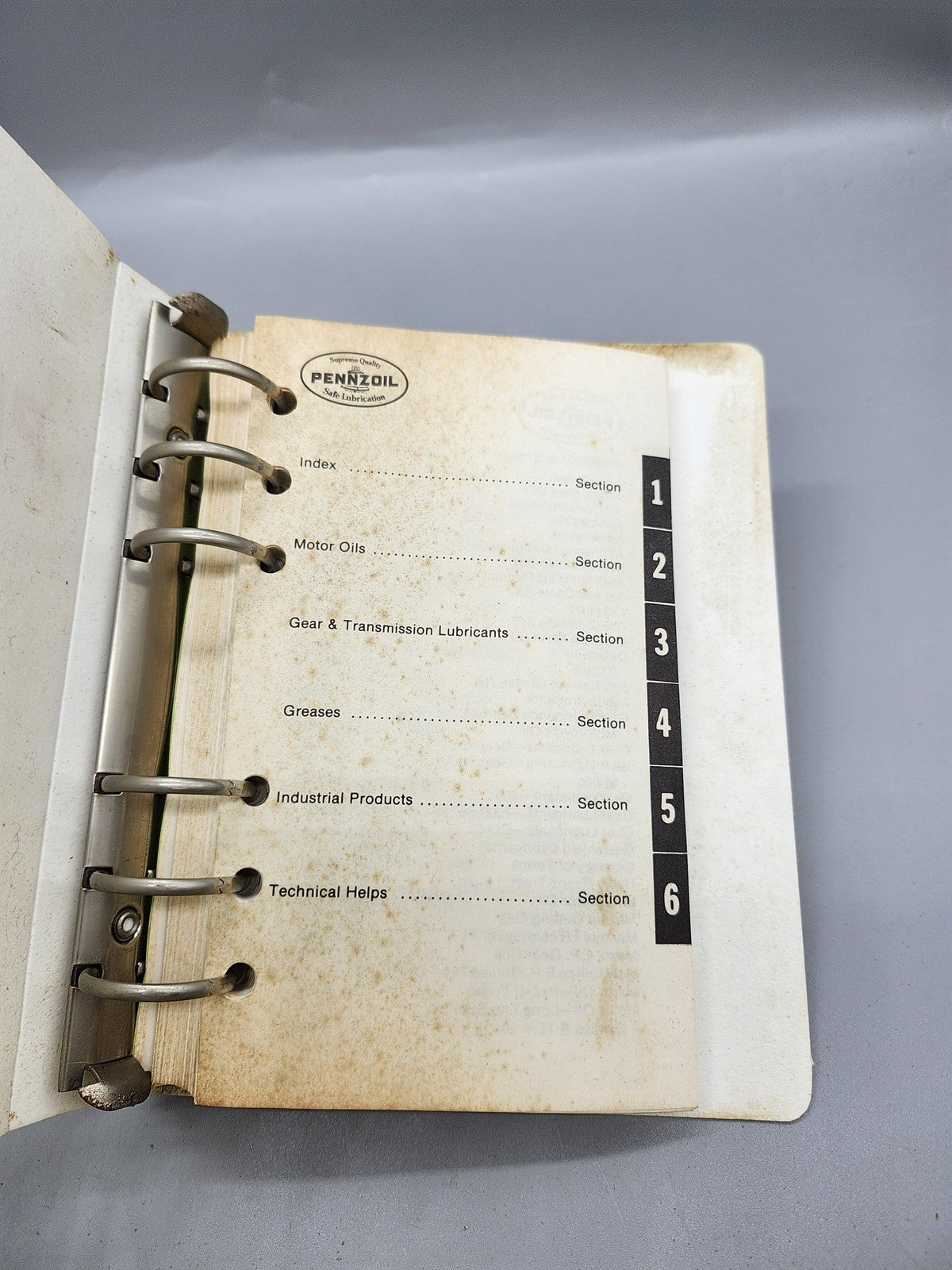 Vintage Pennzoil Product Manual Pennzoil PB Ring-Bound Loose-Leaf White USA Oil