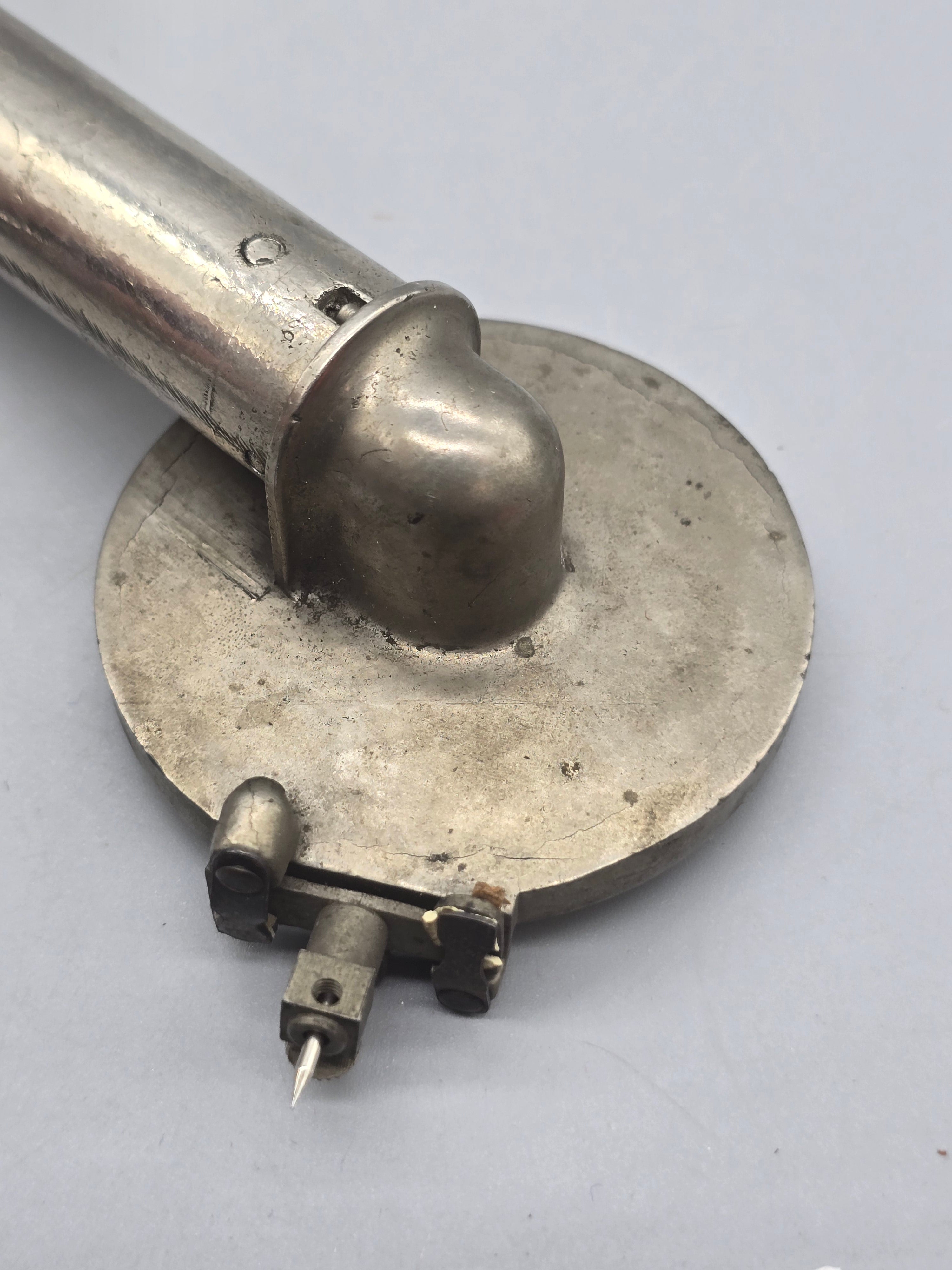 Antique Phonograph Reproducer Soundbox & Tonearm Assembly with Needle – Untested
