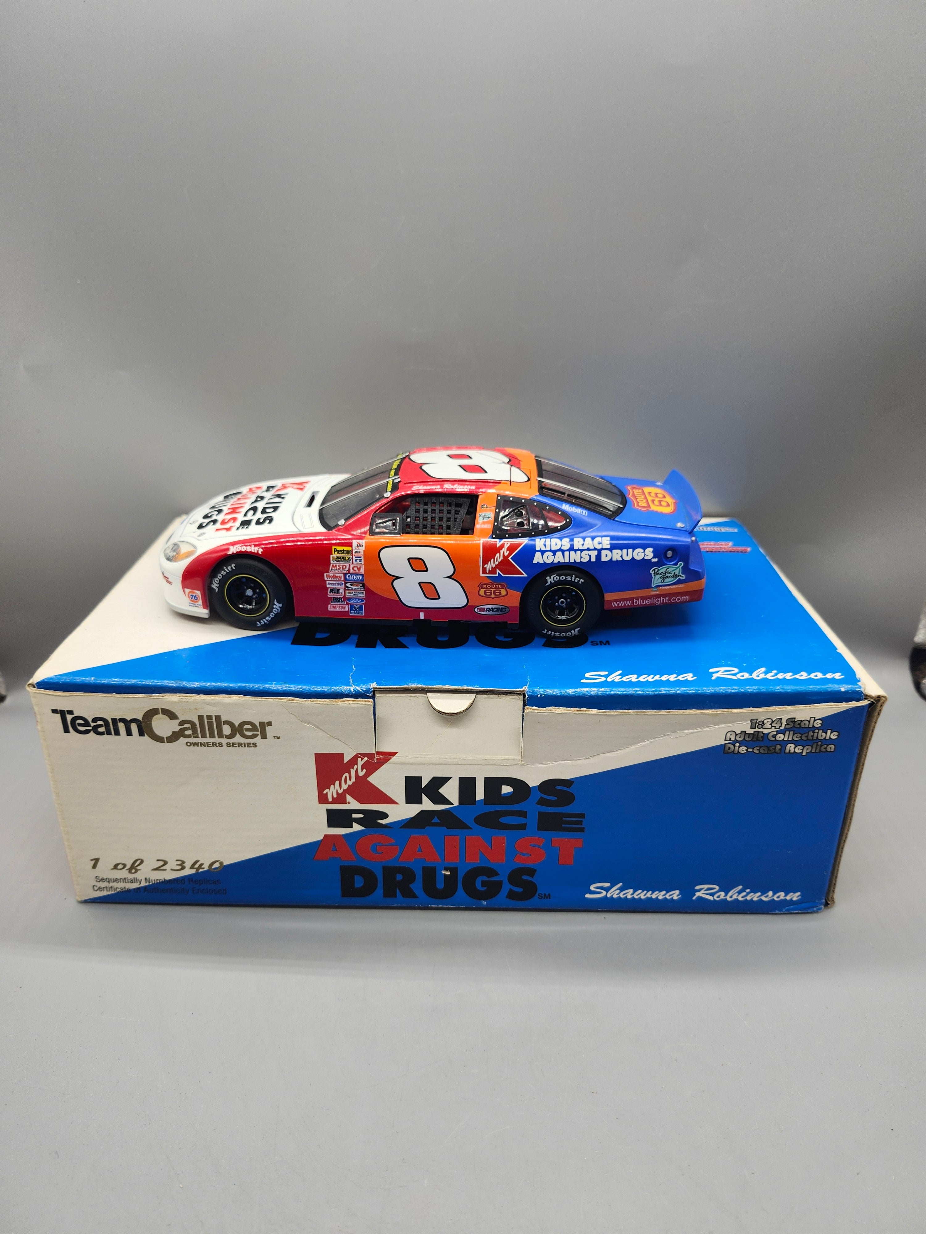 2000 Team Caliber Shawna Robinson #8 Kmart Ford Taurus 1:24 Diecast LE
