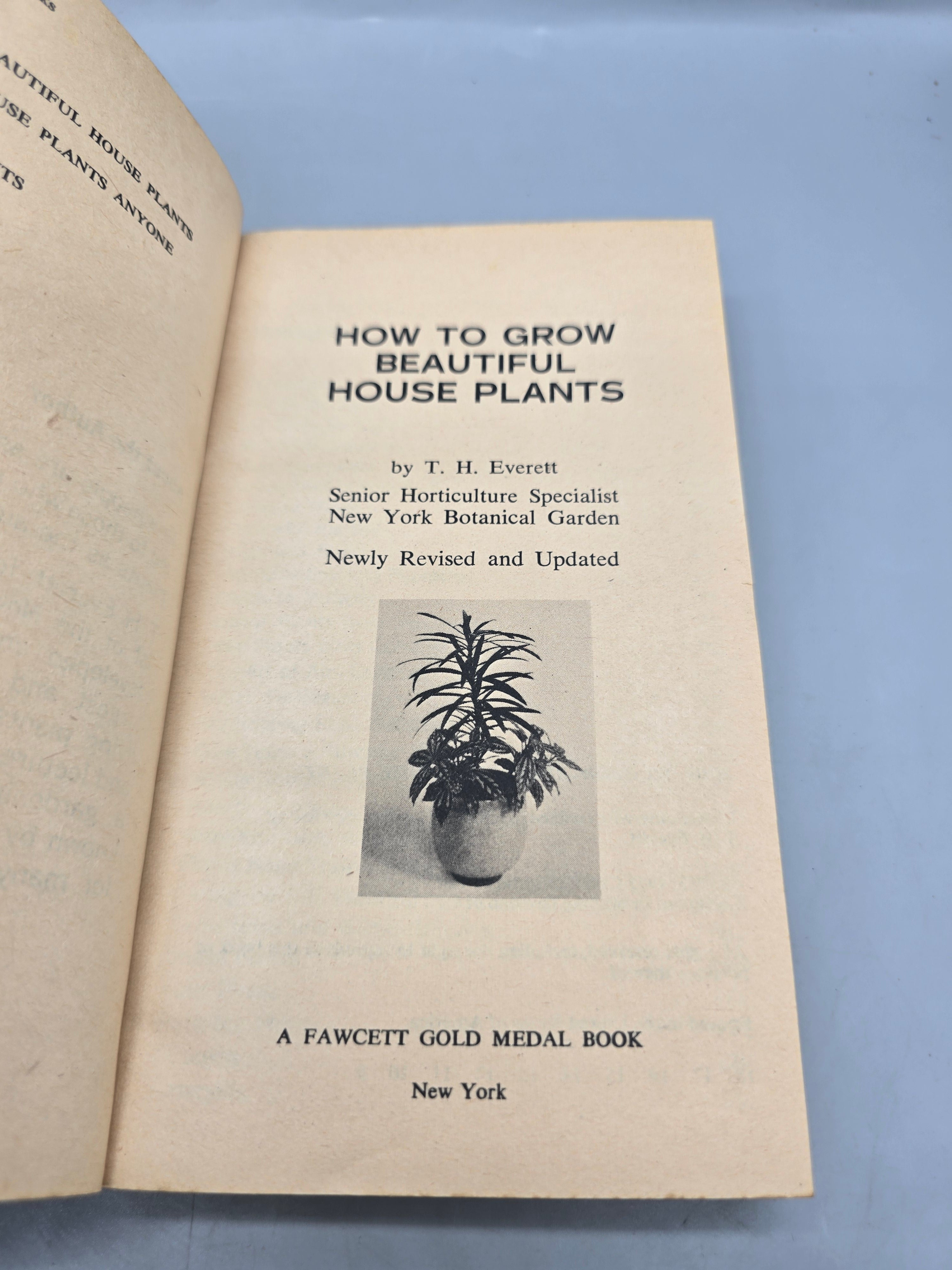 Vintage How to Grow Beautiful House Plants by T.H. Everett Paperback