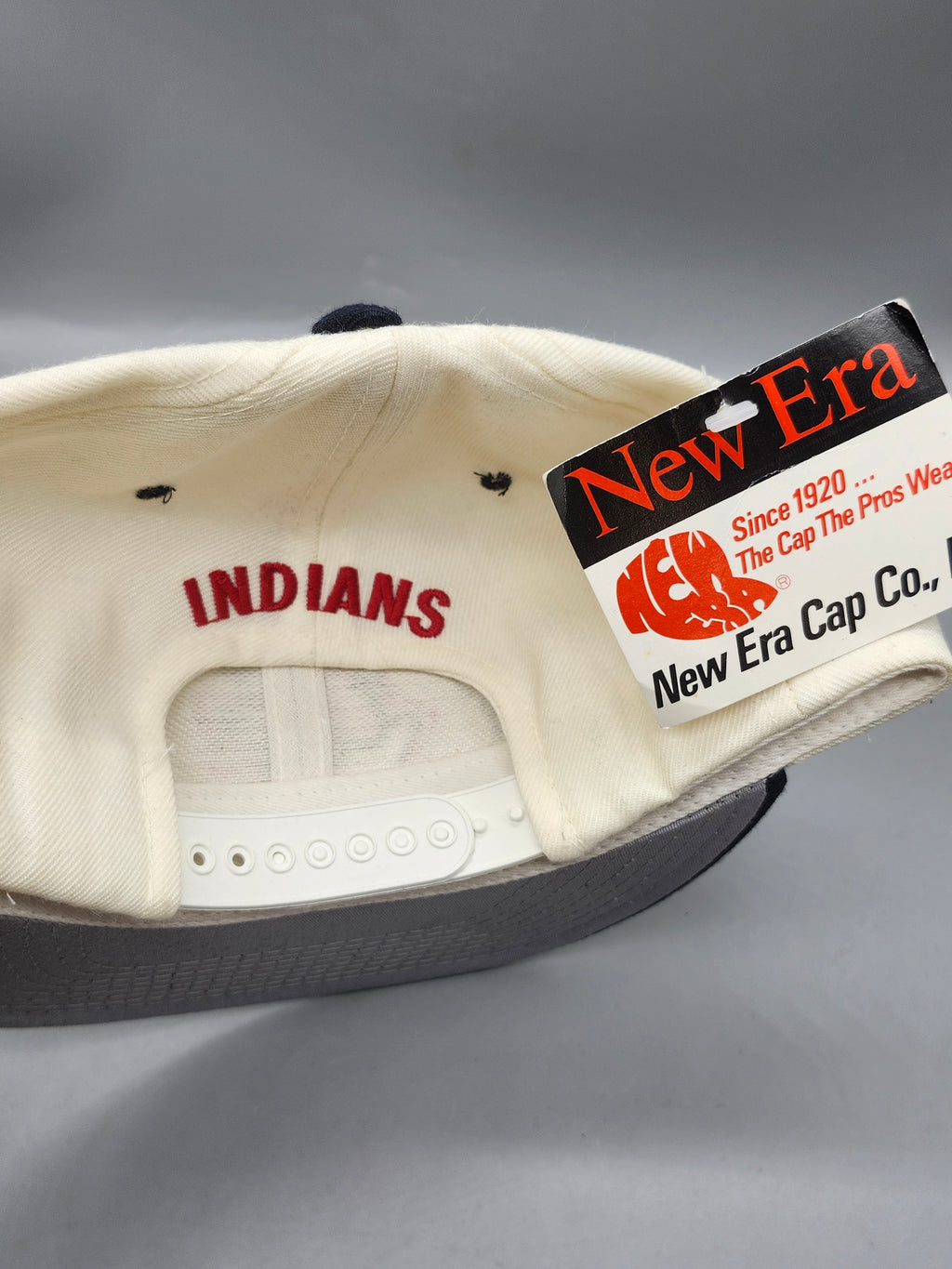 Vintage New Era Cleveland Indians Bob Feller Signed Snapback Hat NWT