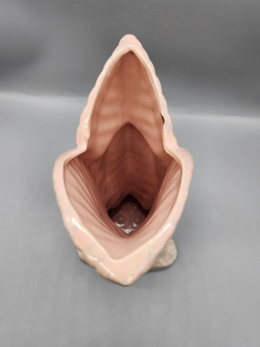 Vintage Gonder USA 167A Pink Leaf Vase Mid Century Art Pottery Planter