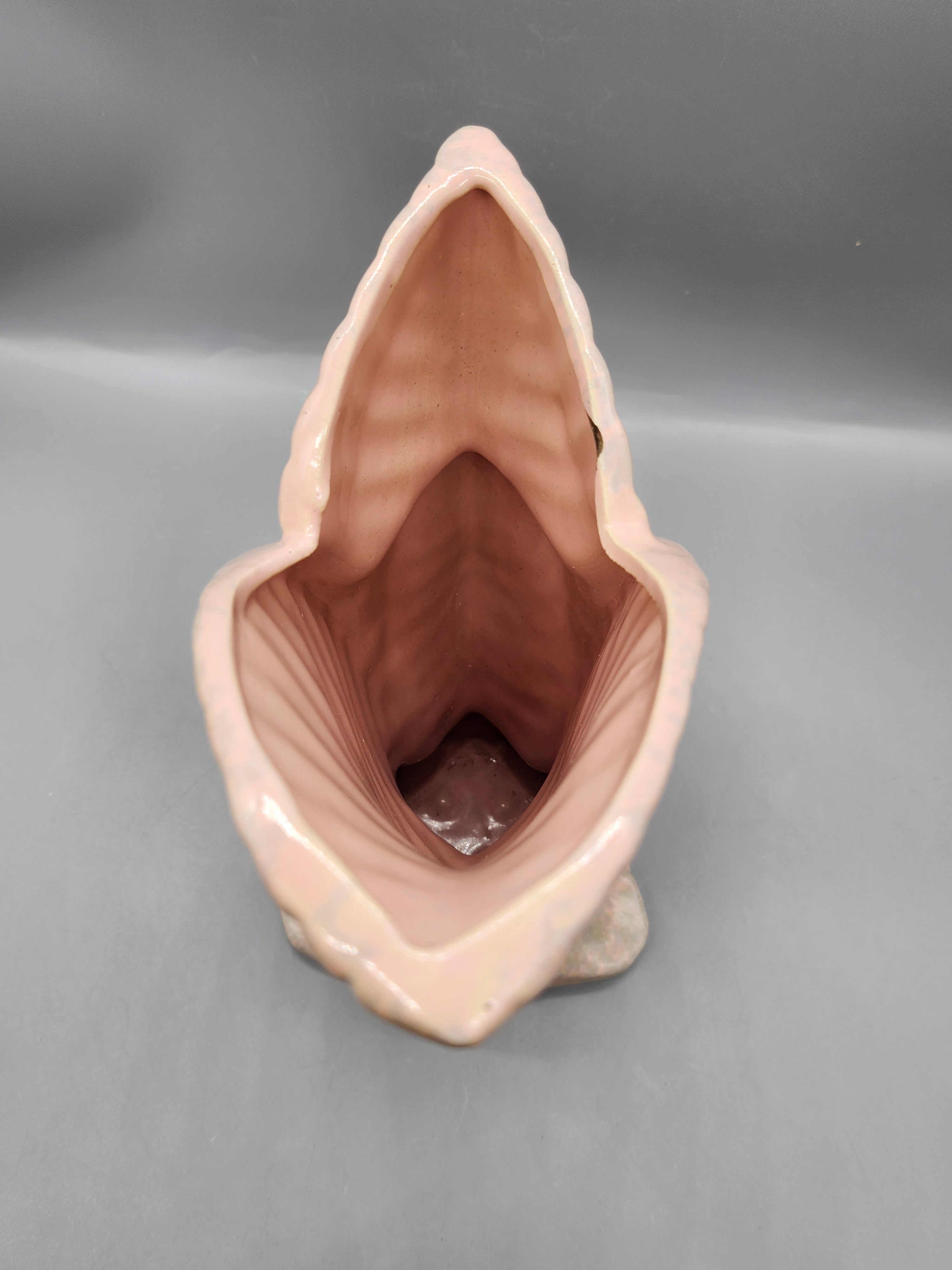Vintage Gonder USA 167A Pink Leaf Vase Mid Century Art Pottery Planter