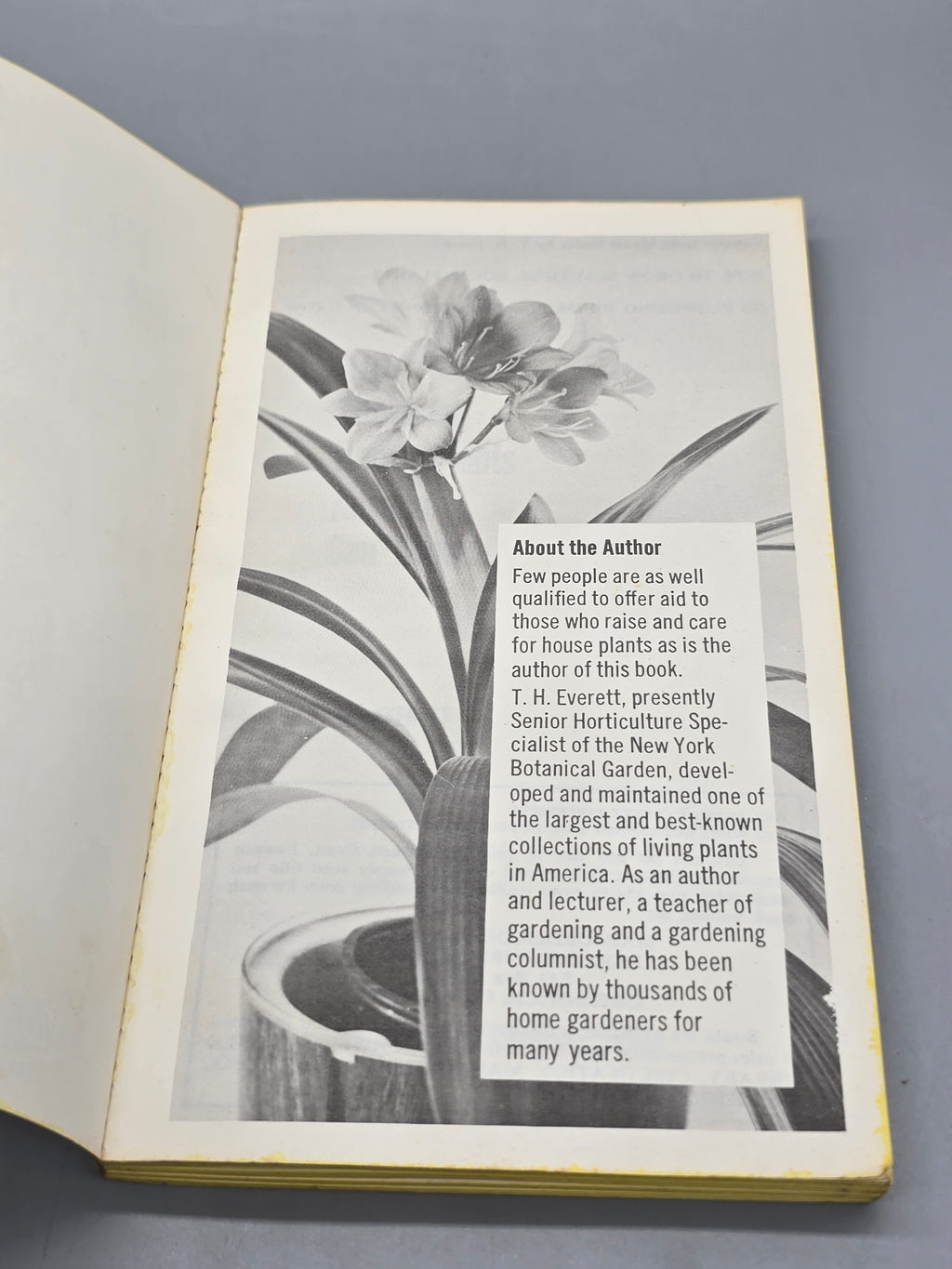 Vintage 1975 101 Flowering House Plants Book Anyone Can Grow – T.H. Everett Hc Book