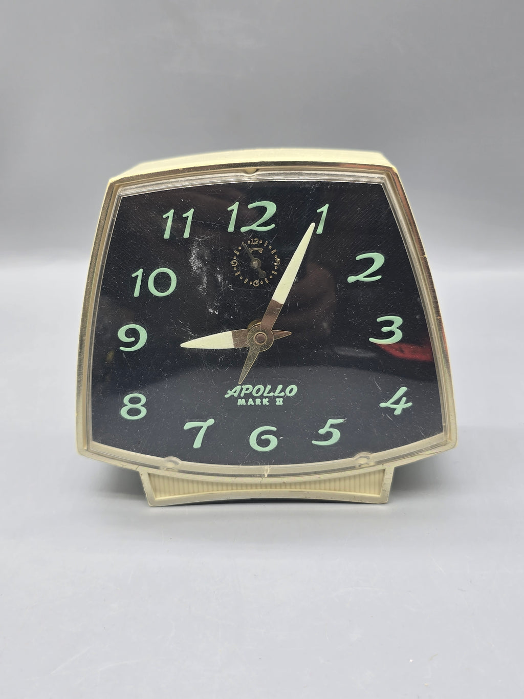 Vintage Apollo Mark II Wind-Up Alarm Clock Black Dial Glow Numbers Made in Japan
