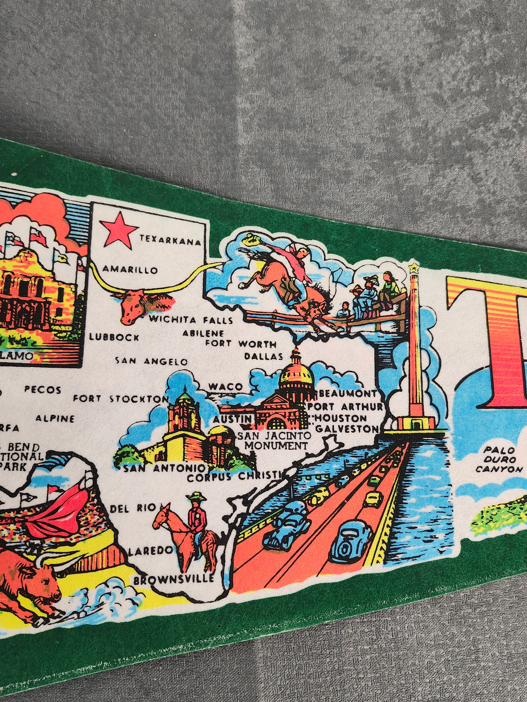 Vintage Texas Souvenir Felt Pennant 31" State Map Alamo Six Flags Cowboy
