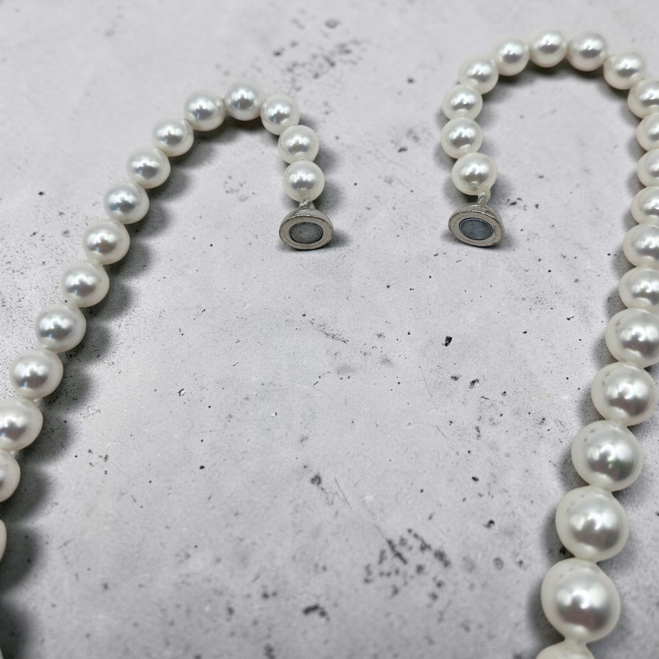 Graduated Gray Faux Pearl Necklace Classic Beaded Strand Vintage Style