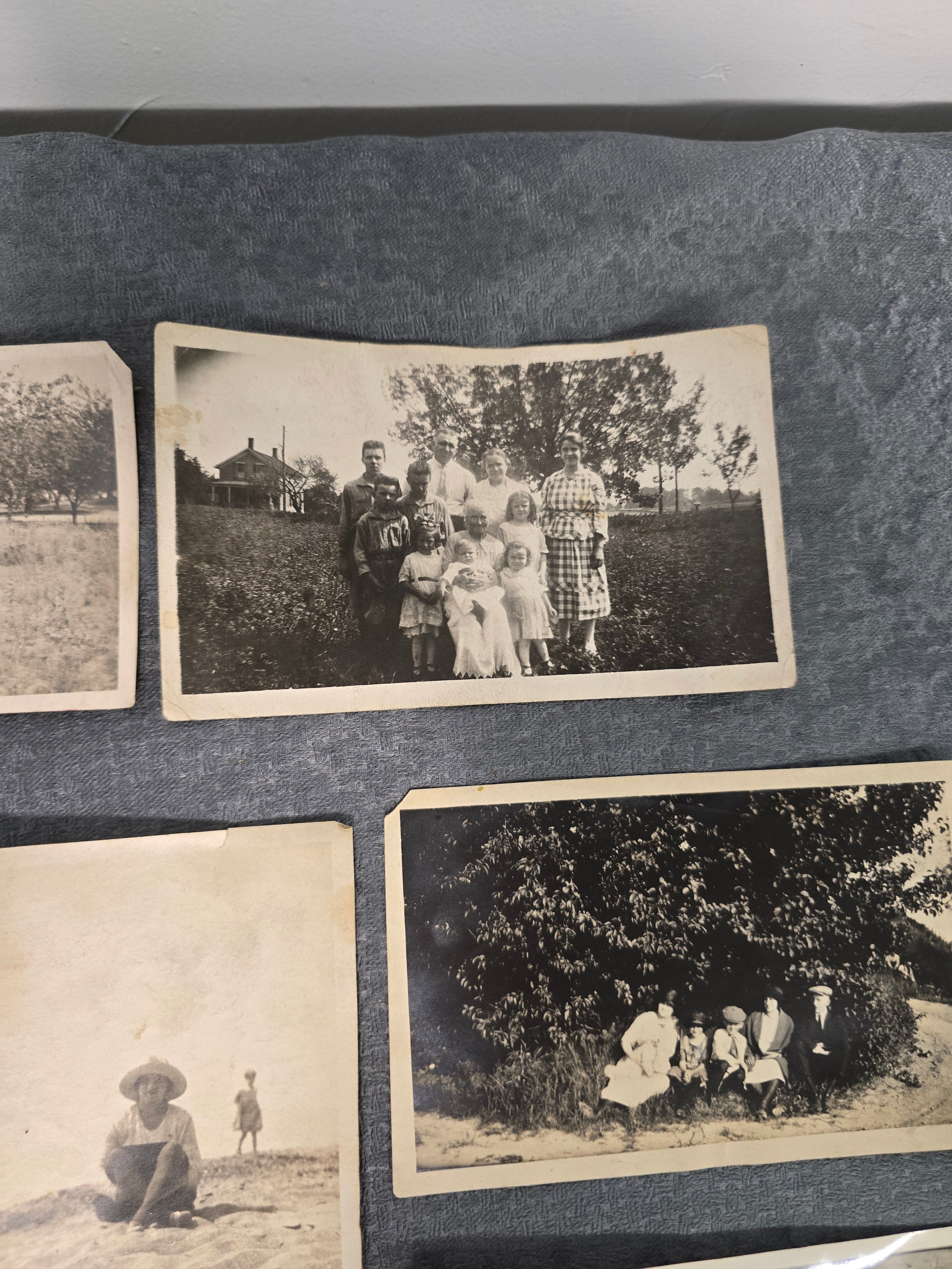Lot of 13 Vintage Black & White Family Snapshot Photographs 1920s–1940s Niagara Falls & Everyday Life