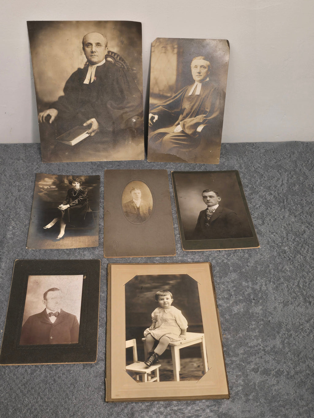Lot of 7 Antique Cabinet Cards & Vintage Portrait Photographs Buffalo Foto Factory Buffalo NY Family Collection