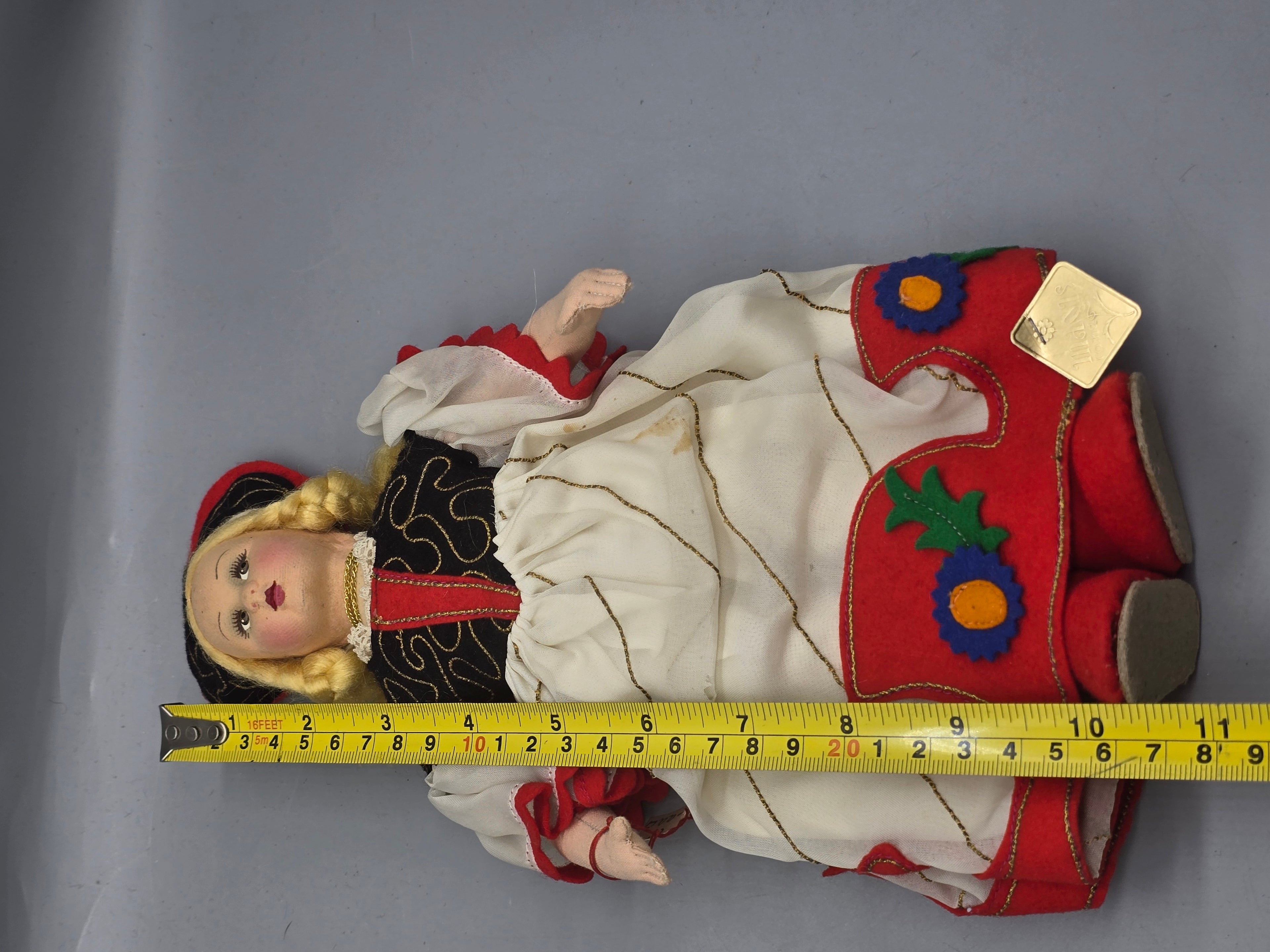 Vintage 10" Magis Roma Italian Souvenir Doll Folk Costume w/ Original Tag Blonde Cloth Doll