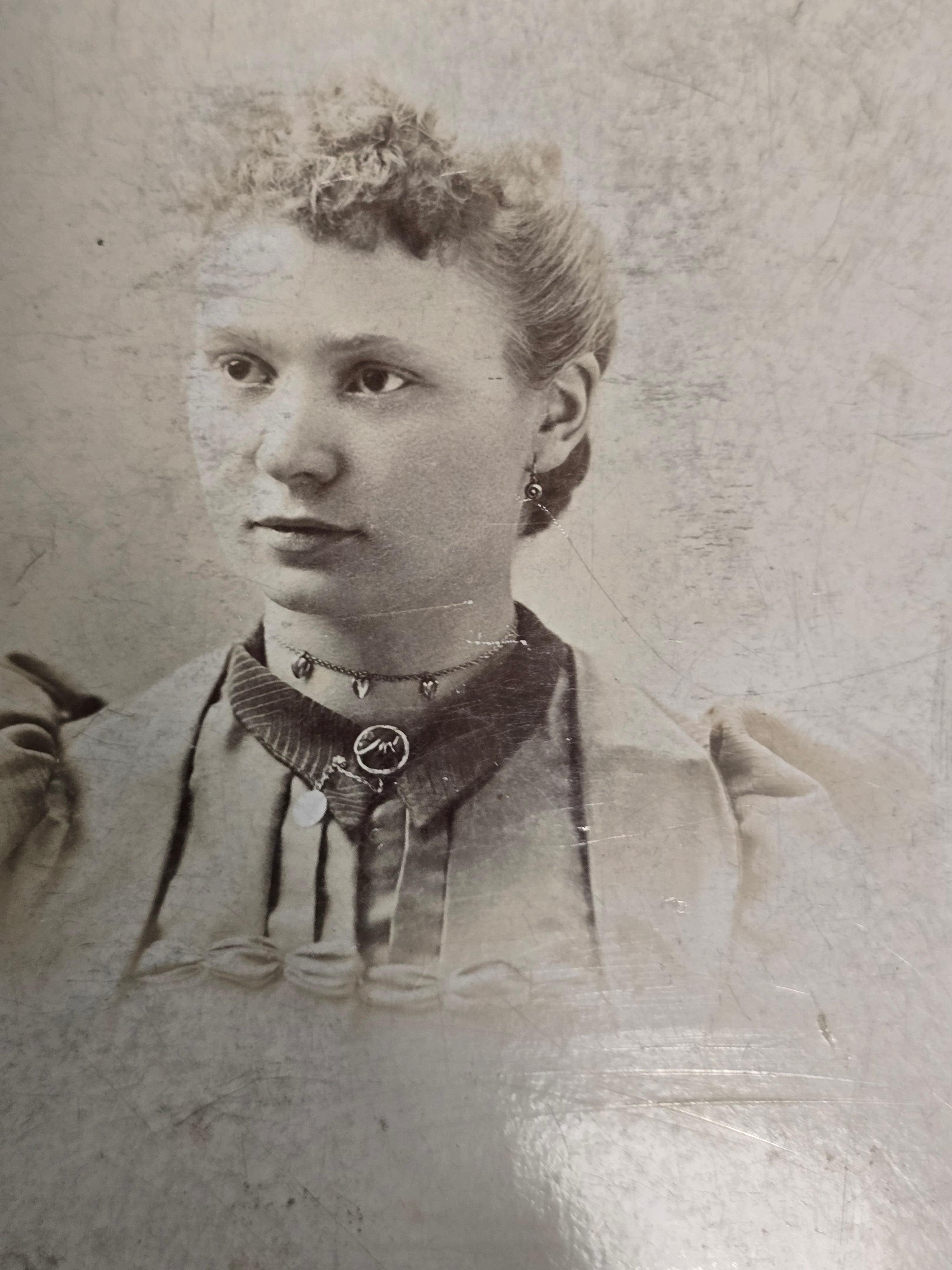 Lot of 6 Antique Victorian Cabinet Cards & Early Portrait Photographs c.1880s-1900s Buffalo NY