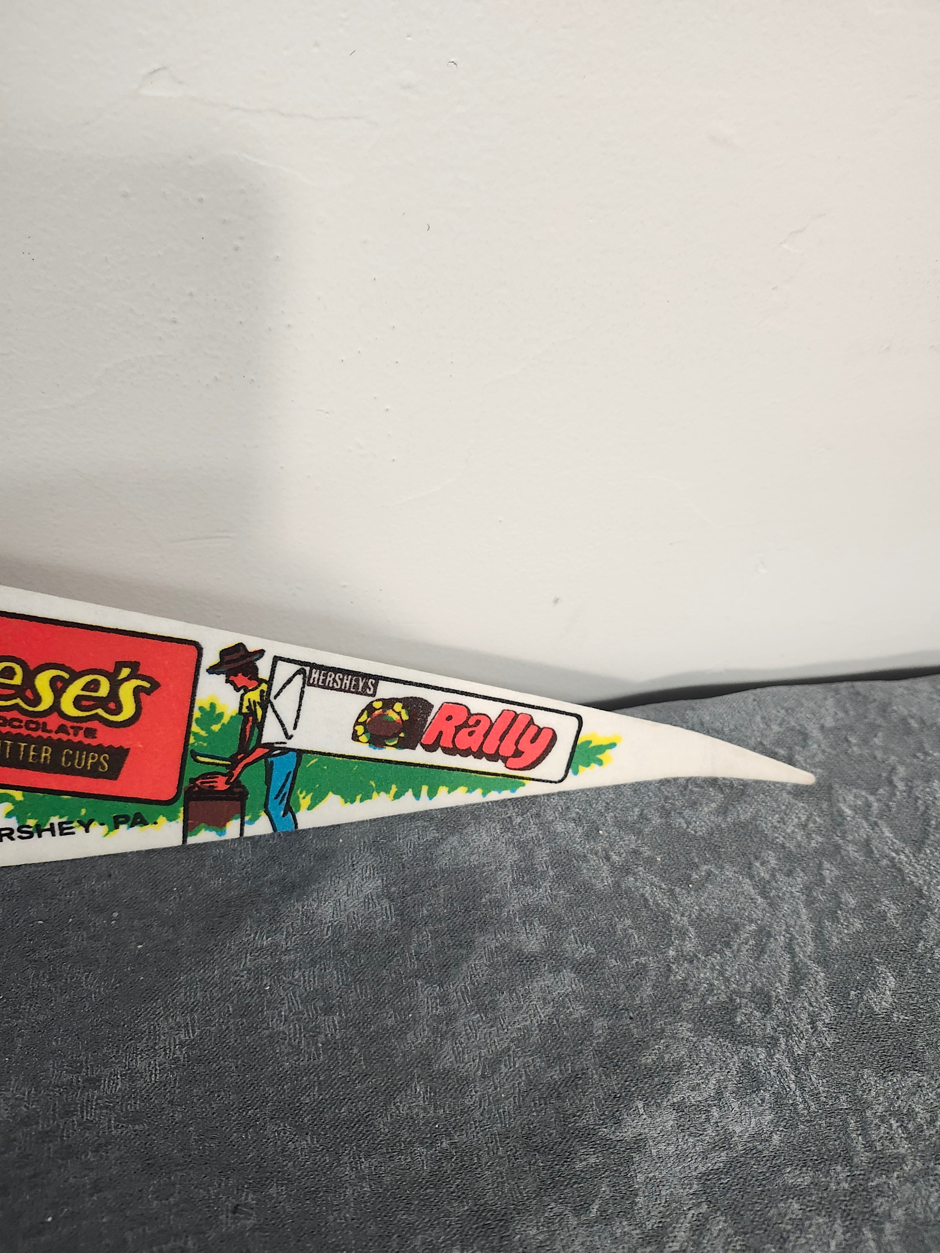 Vintage 1979 Hershey’s Chocolate World Felt Pennant Candy Bar 26” Hershey PA