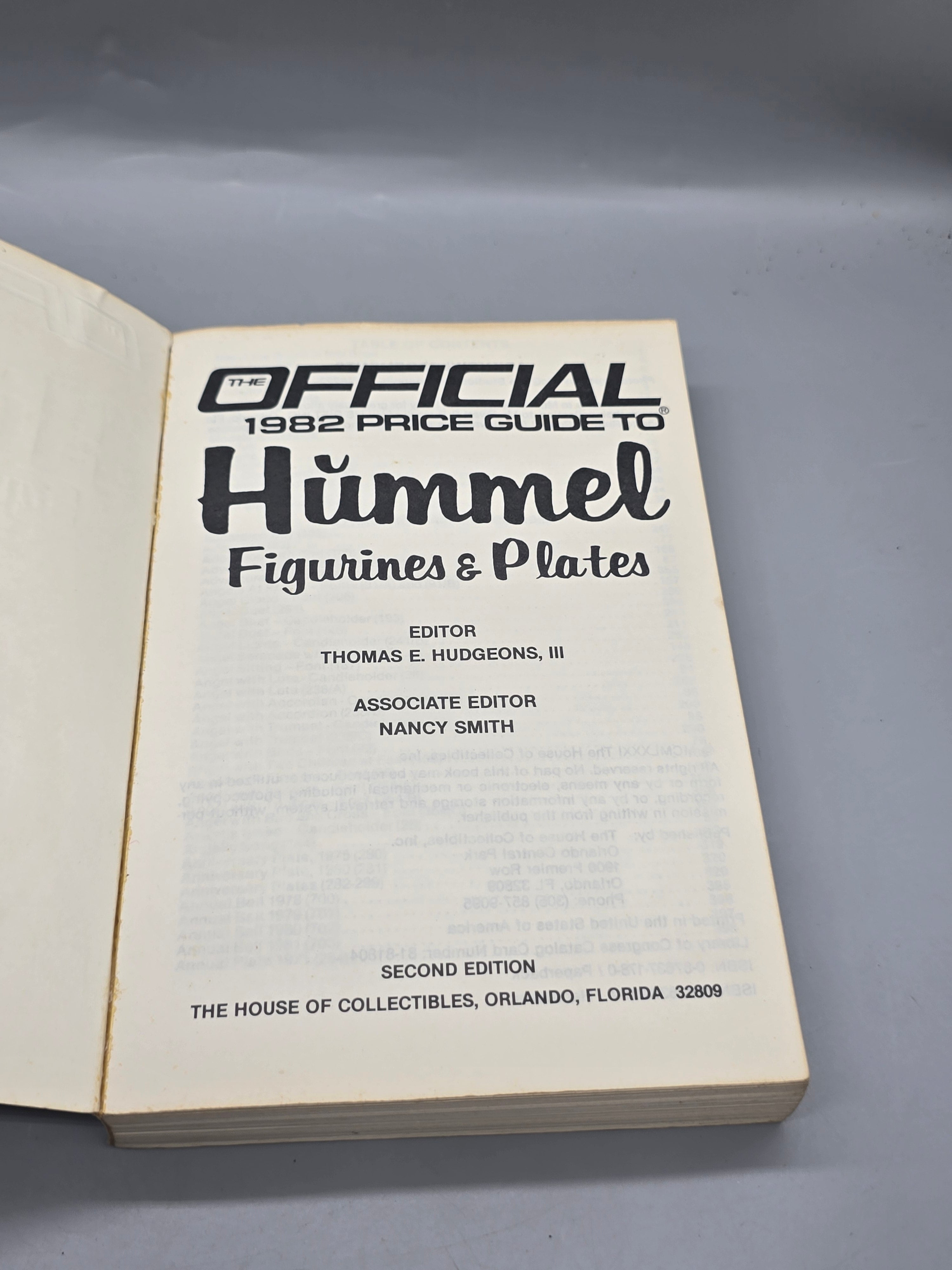 1982 Official Price Guide to Hummel Figurines & Plates 2nd Edition