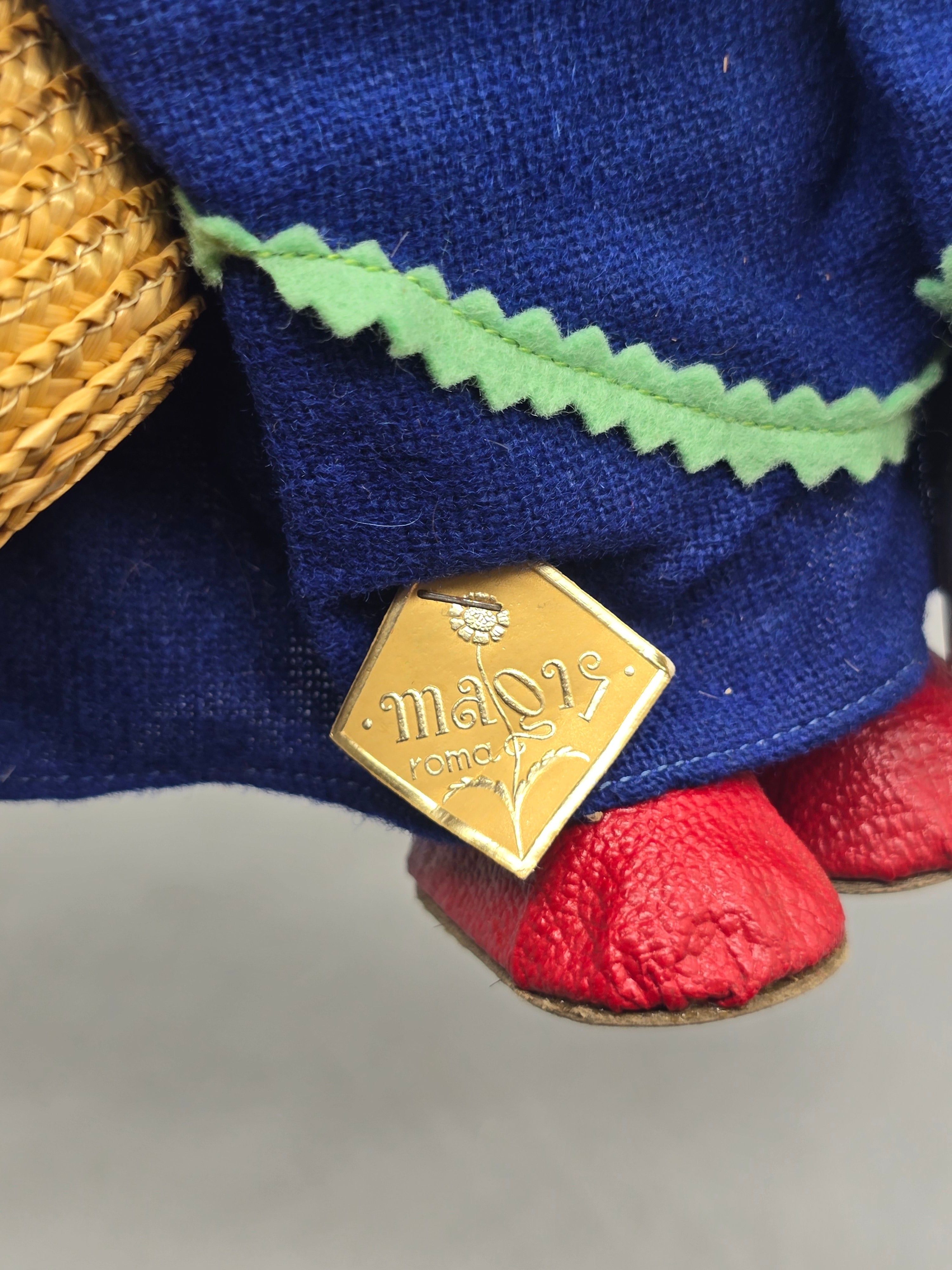 Vintage Magis Roma Puglia Italian Souvenir Doll 10" Folk Costume w/ Basket & Original Tags