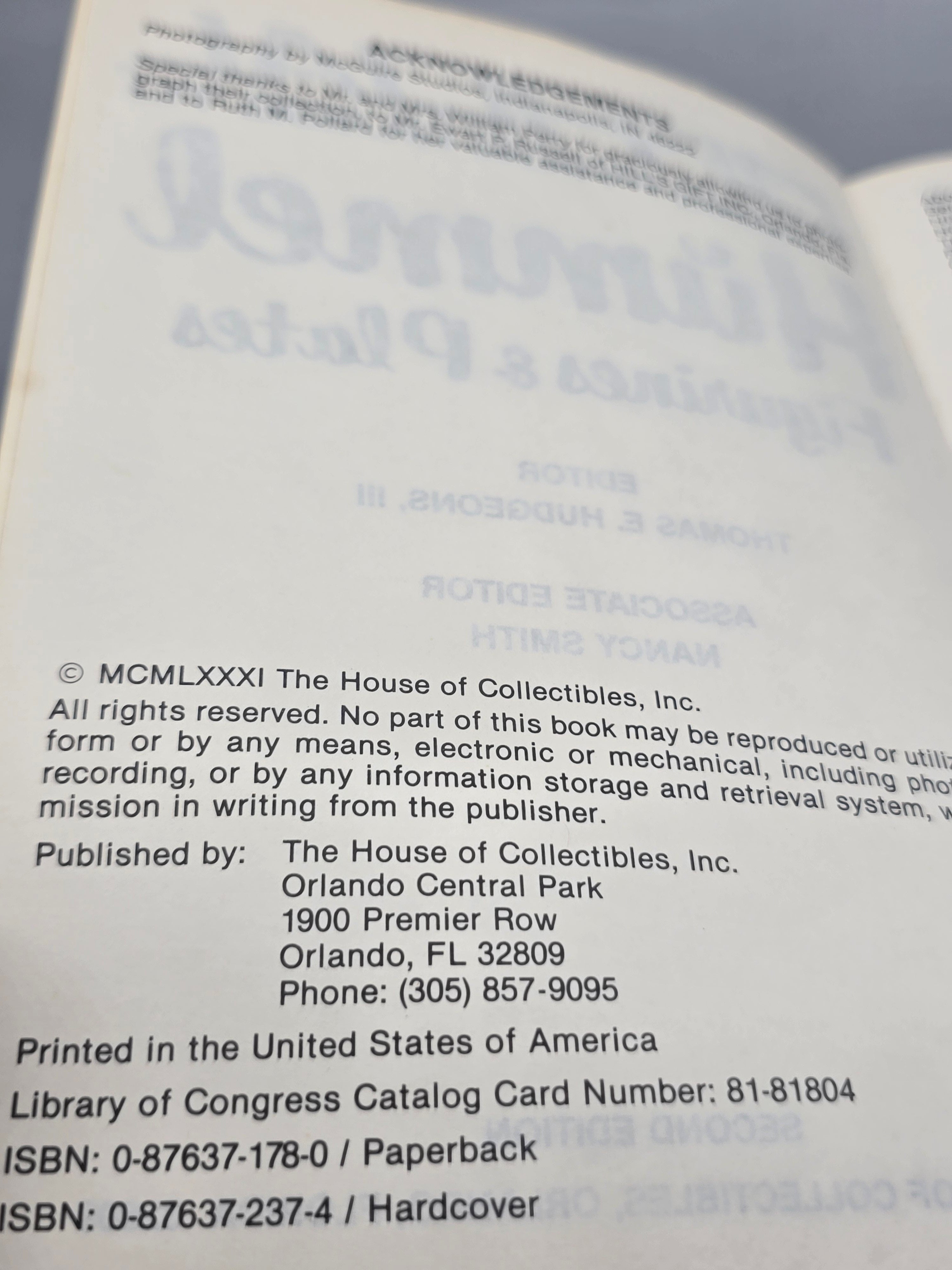 1982 Official Price Guide to Hummel Figurines & Plates 2nd Edition