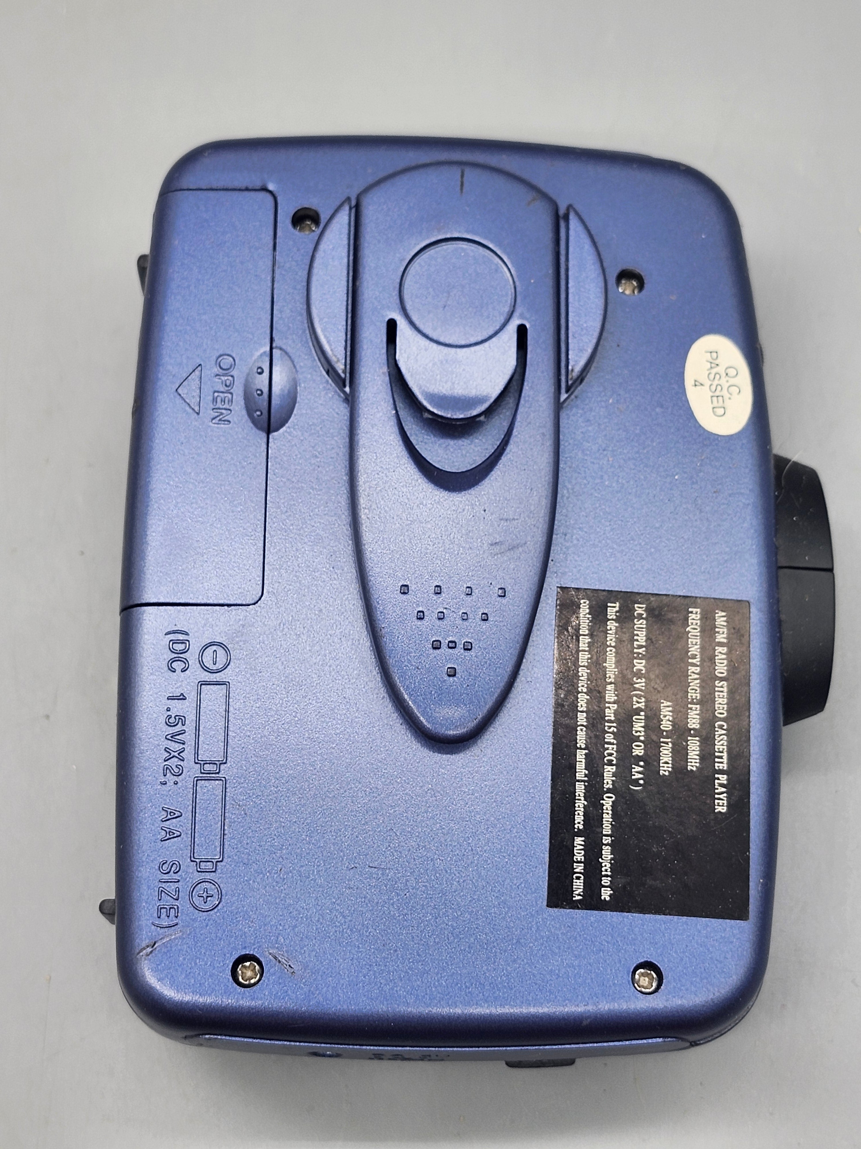 Yasaki AM/FM Stereo Cassette Player Walkman Bass Booster w/ Manual Tested