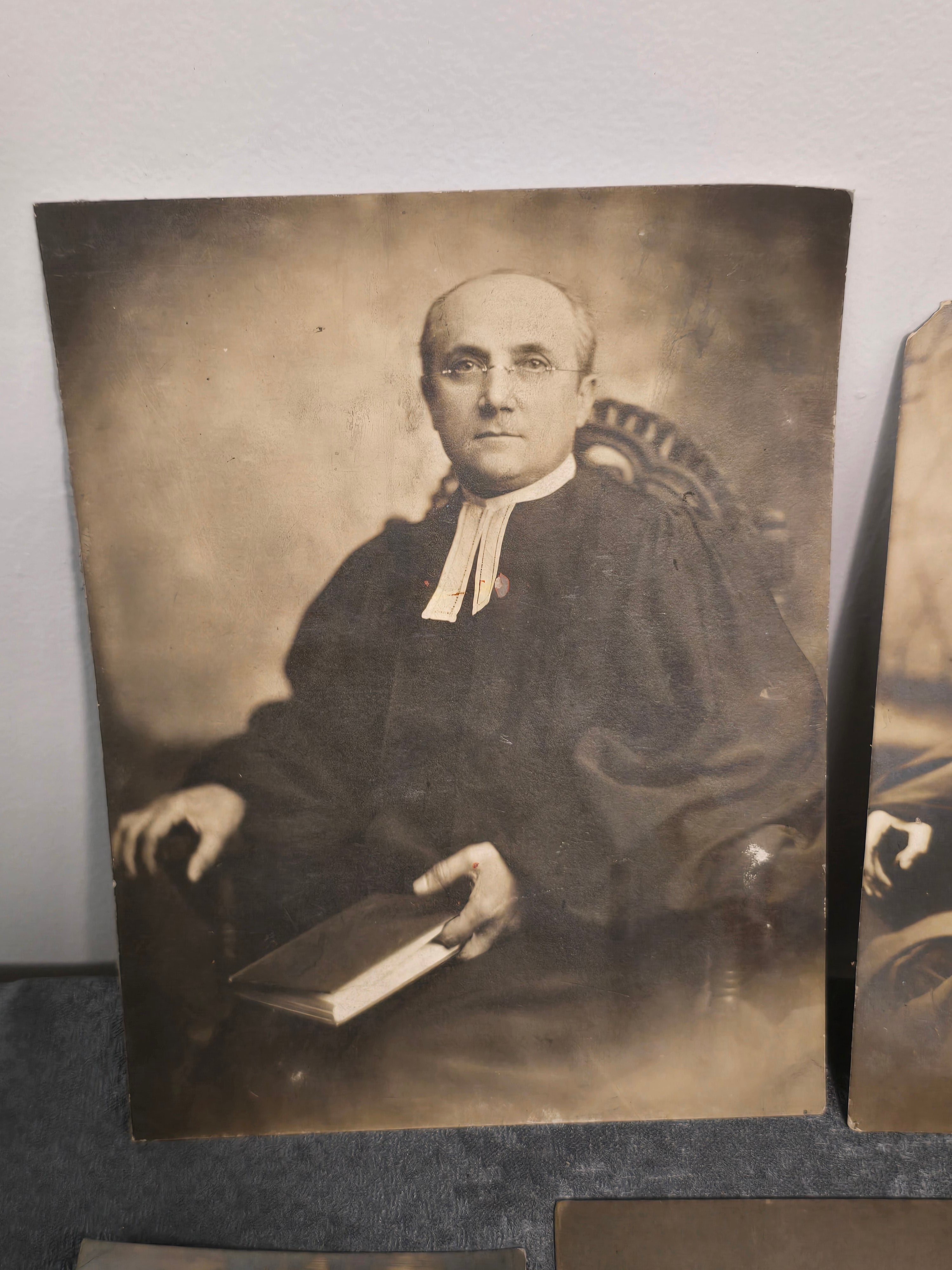 Lot of 7 Antique Cabinet Cards & Vintage Portrait Photographs Buffalo Foto Factory Buffalo NY Family Collection