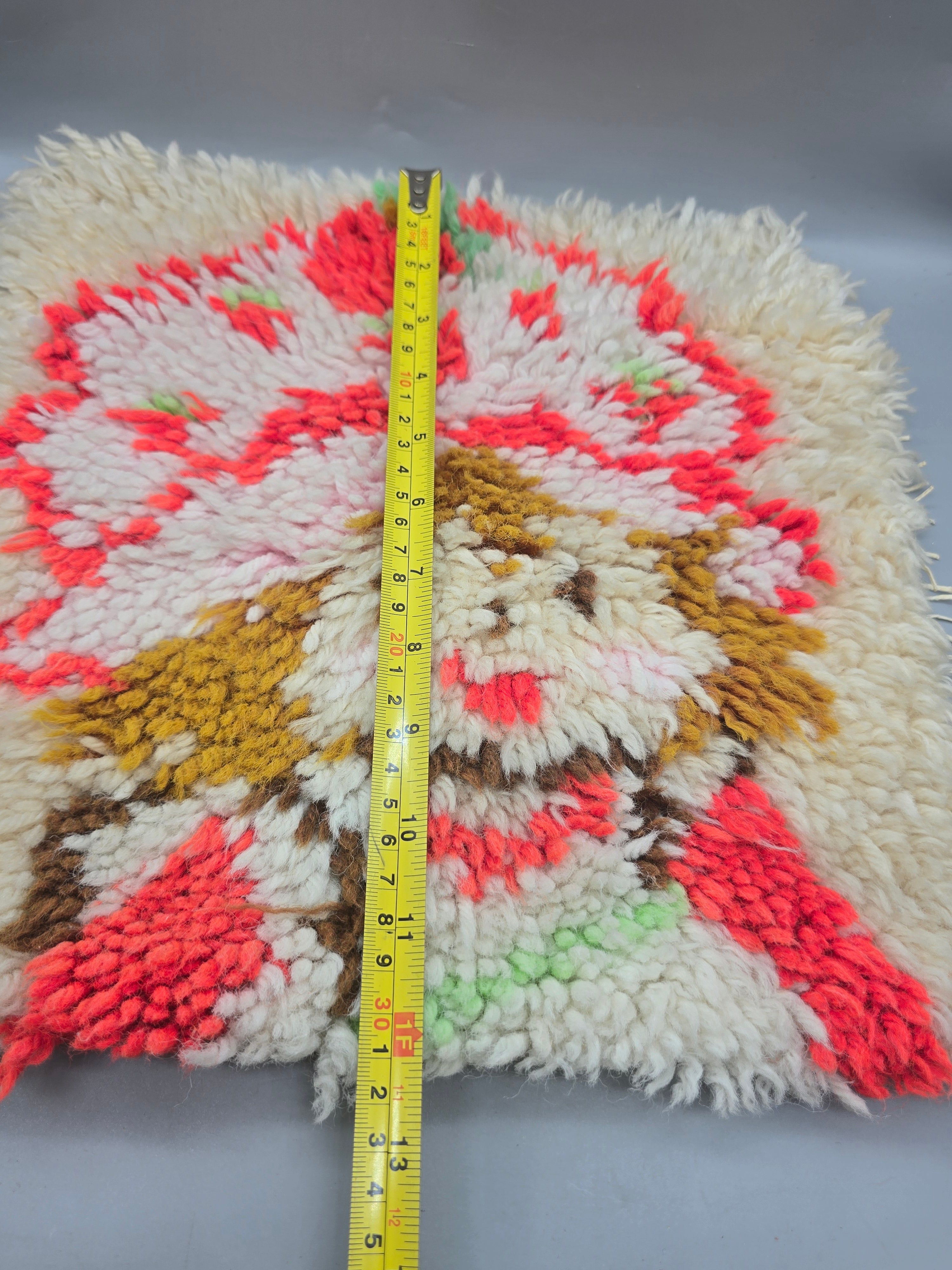 Vintage Handmade Strawberry Shortcake Latch Hook Wall Hanging Rug Canvas 12" x 12"