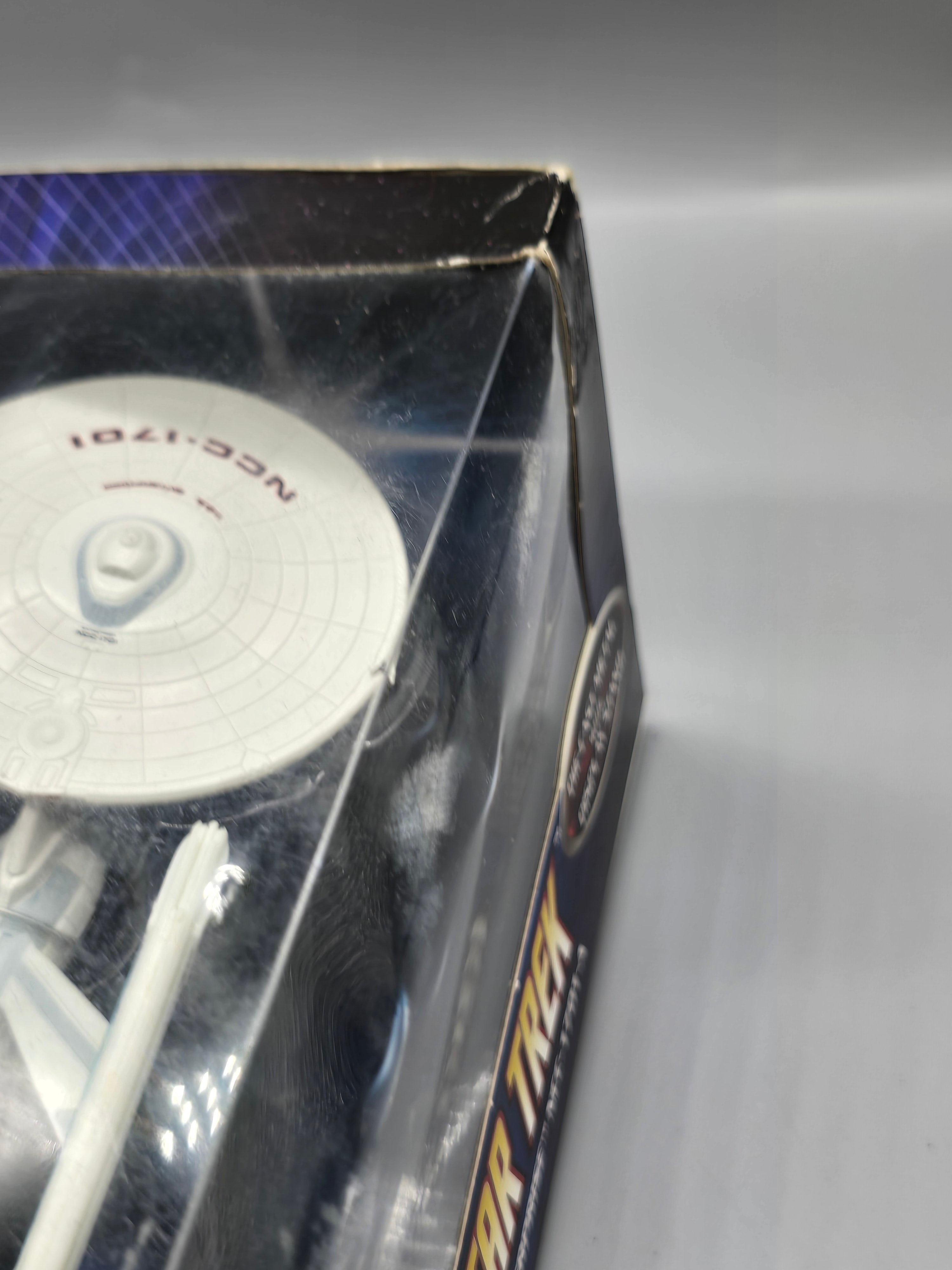 Hot Wheels Star Trek U.S.S. Enterprise NCC-1701-A Die-Cast Metal Ship w/ Display Stand