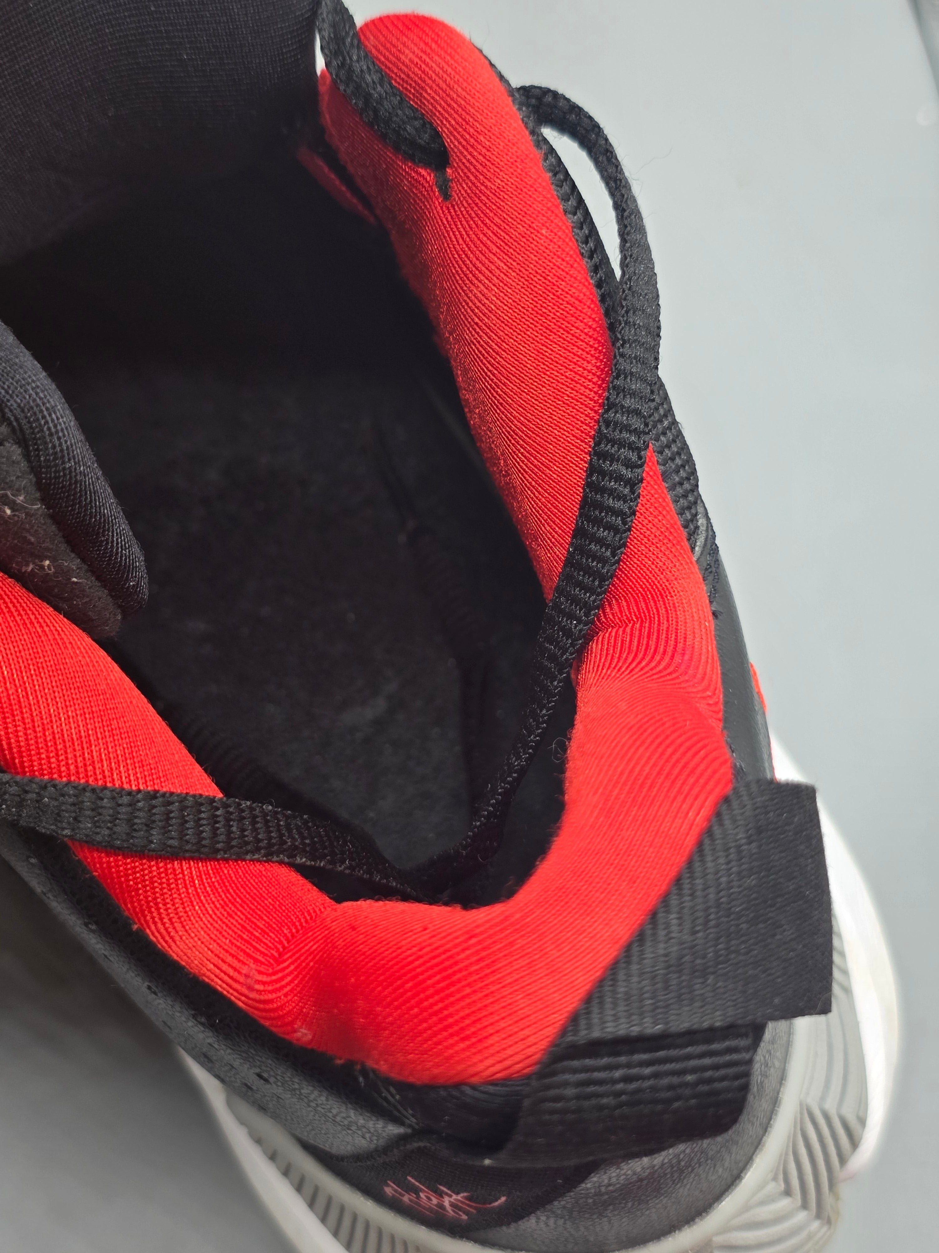 Nike Air Jordan Stay Loyal Black Red White Basketball Shoes Men's Size 10.5 DB2884-001