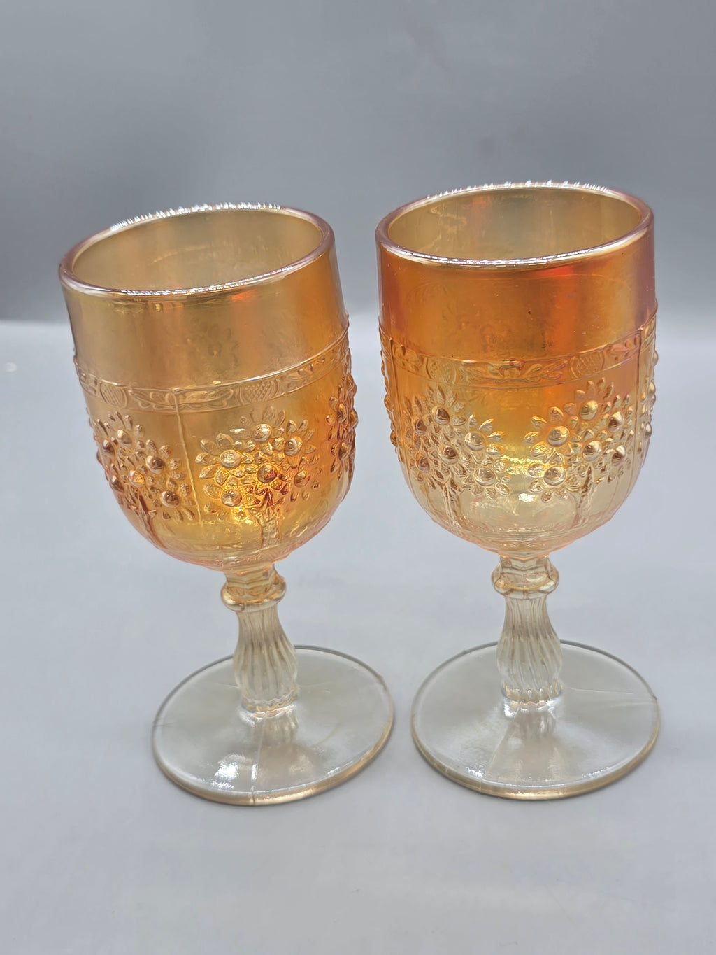 Set of 2 Vintage Indiana Glass Peach Luster Harvest Grape Water Goblets Stemmed Glasses