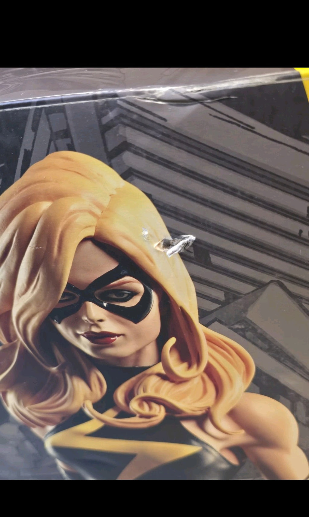 Sideshow Ms Marvel Premium Format Figure Statue Marvel Comics 1/4 Scale w/ Box