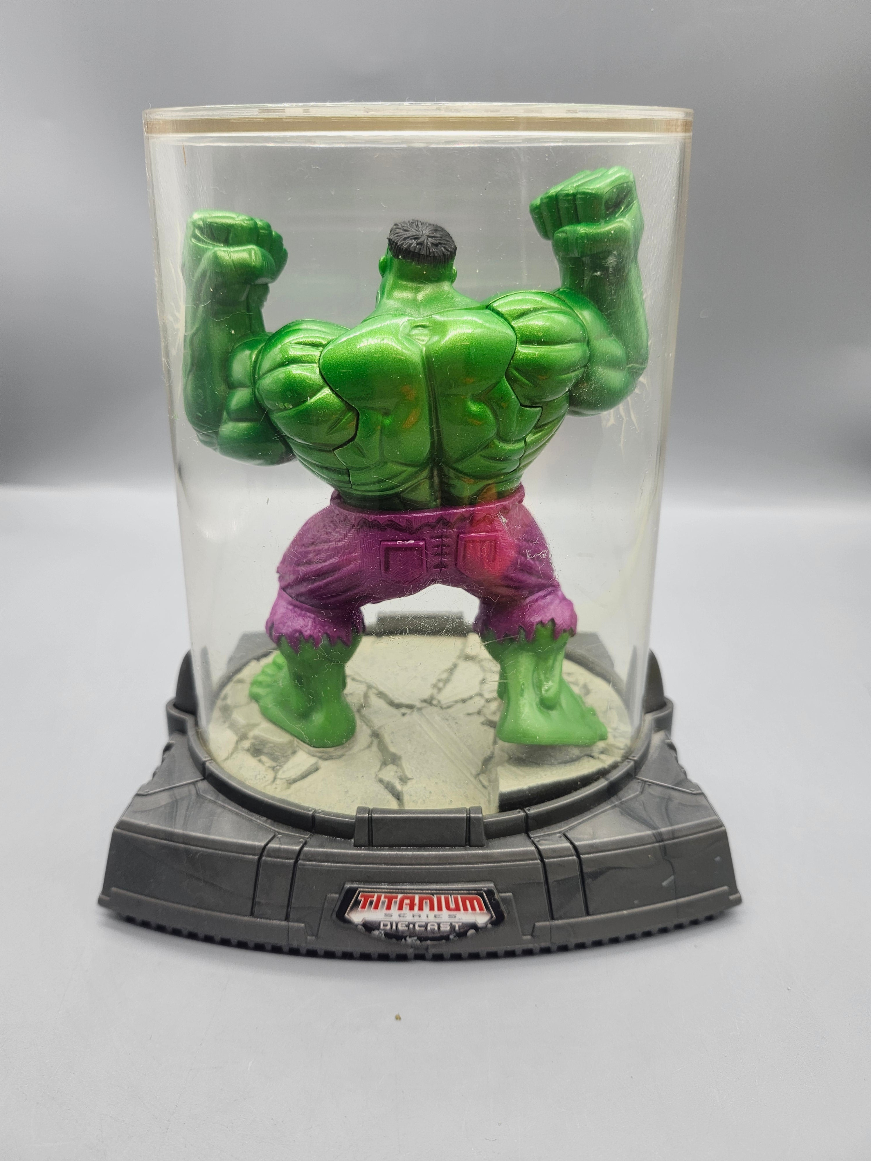 Marvel Legends Titanium Series 5" Hulk Display Dome Diorama