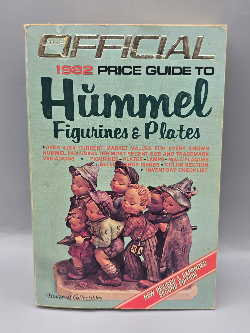 1982 Official Price Guide to Hummel Figurines & Plates 2nd Edition
