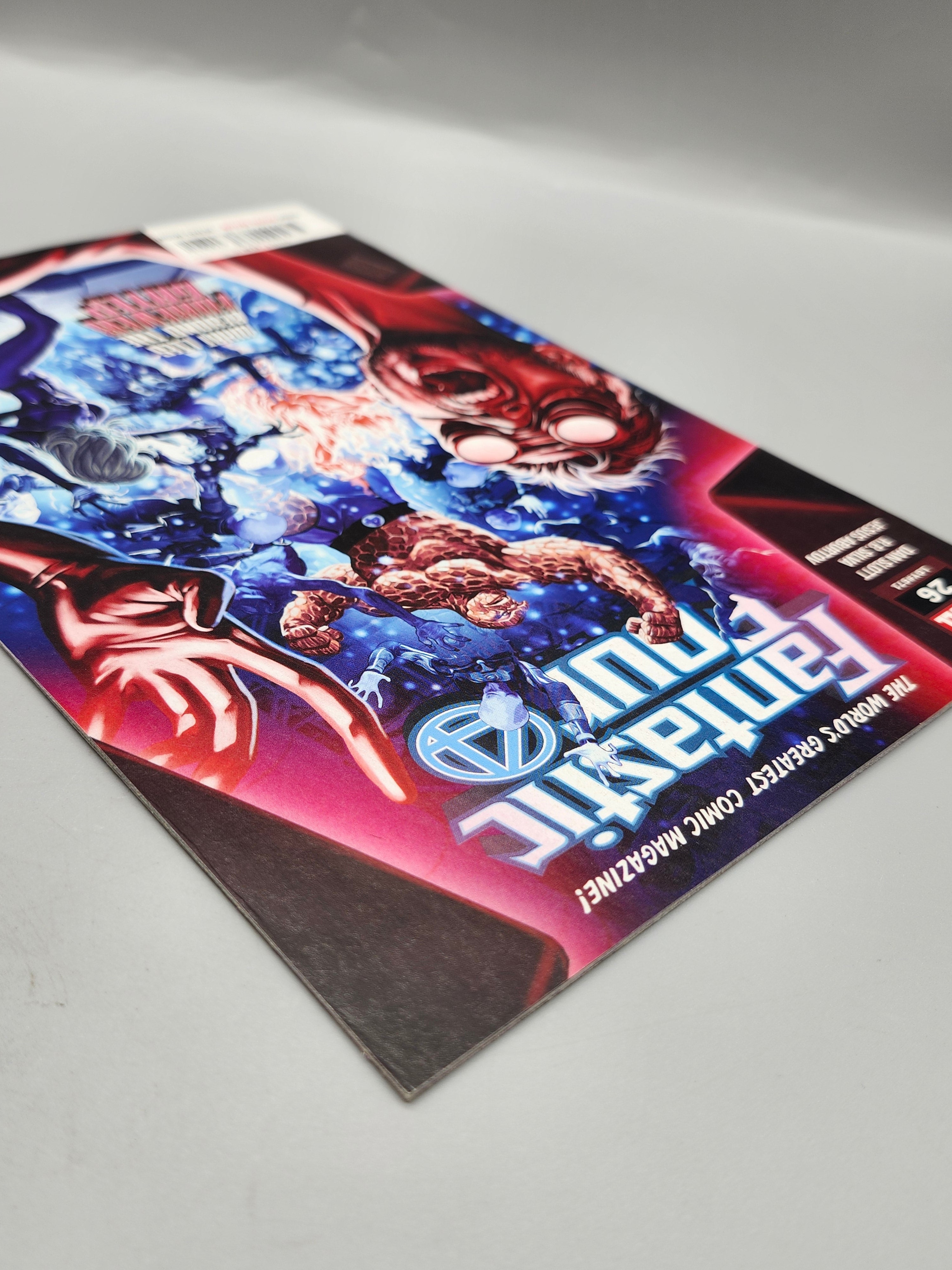 Fantastic Four #26 Marvel Comics – Dan Slott – Forever Gate