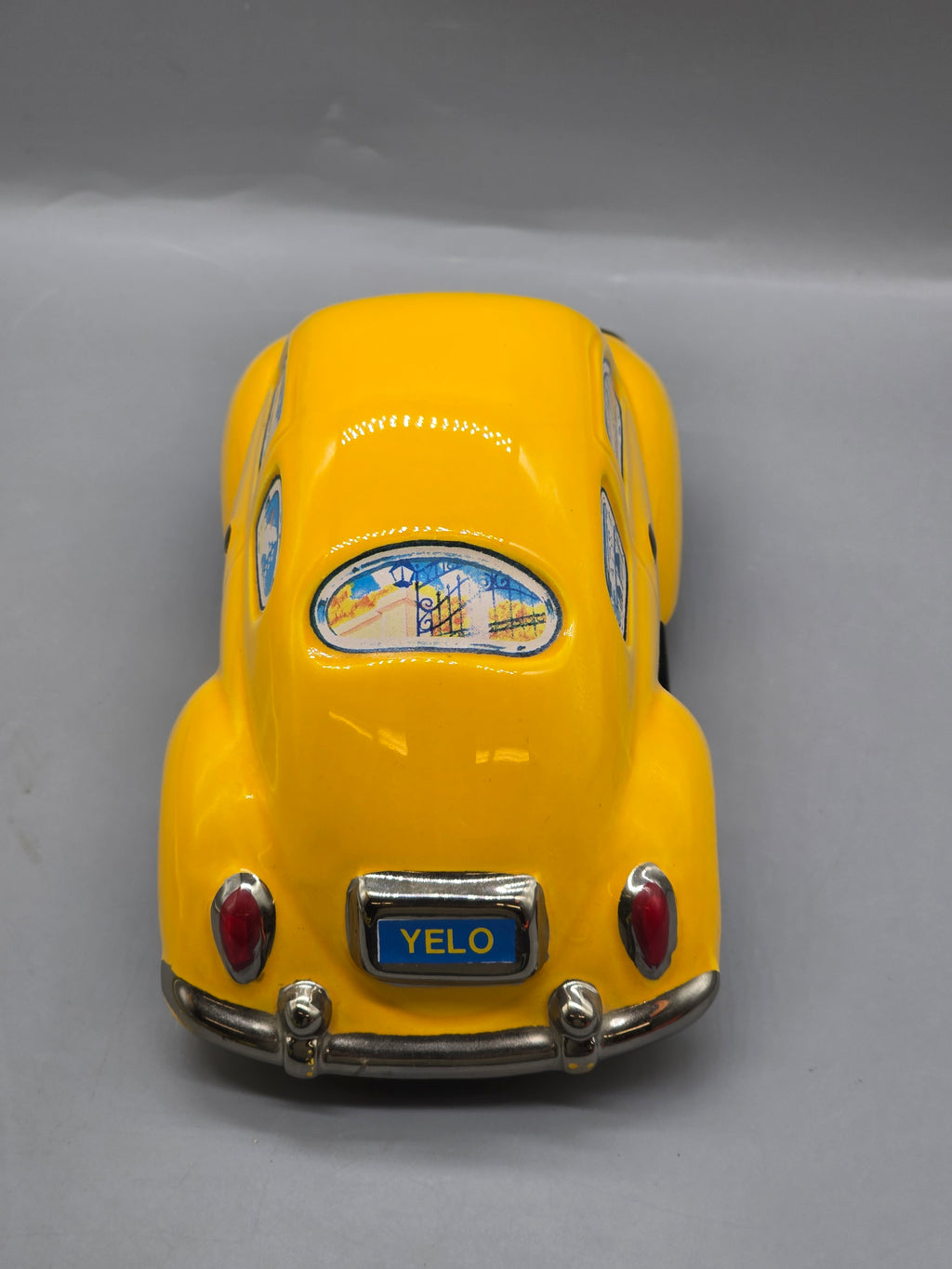 Enesco "Yellow Submarine" Musical Volkswagen Beetle Ceramic Music Box 1988 Japan